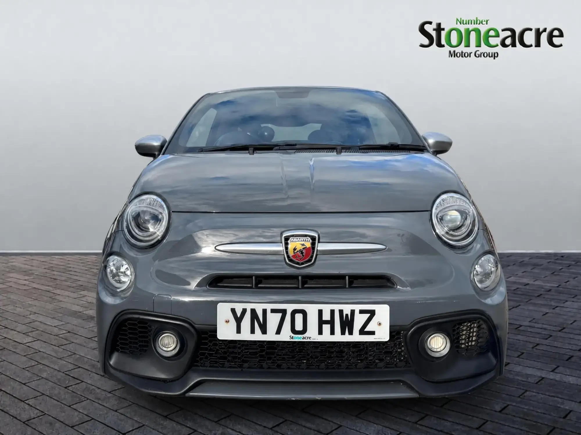 Abarth 595 Image 8 Abarth 595 Image 8