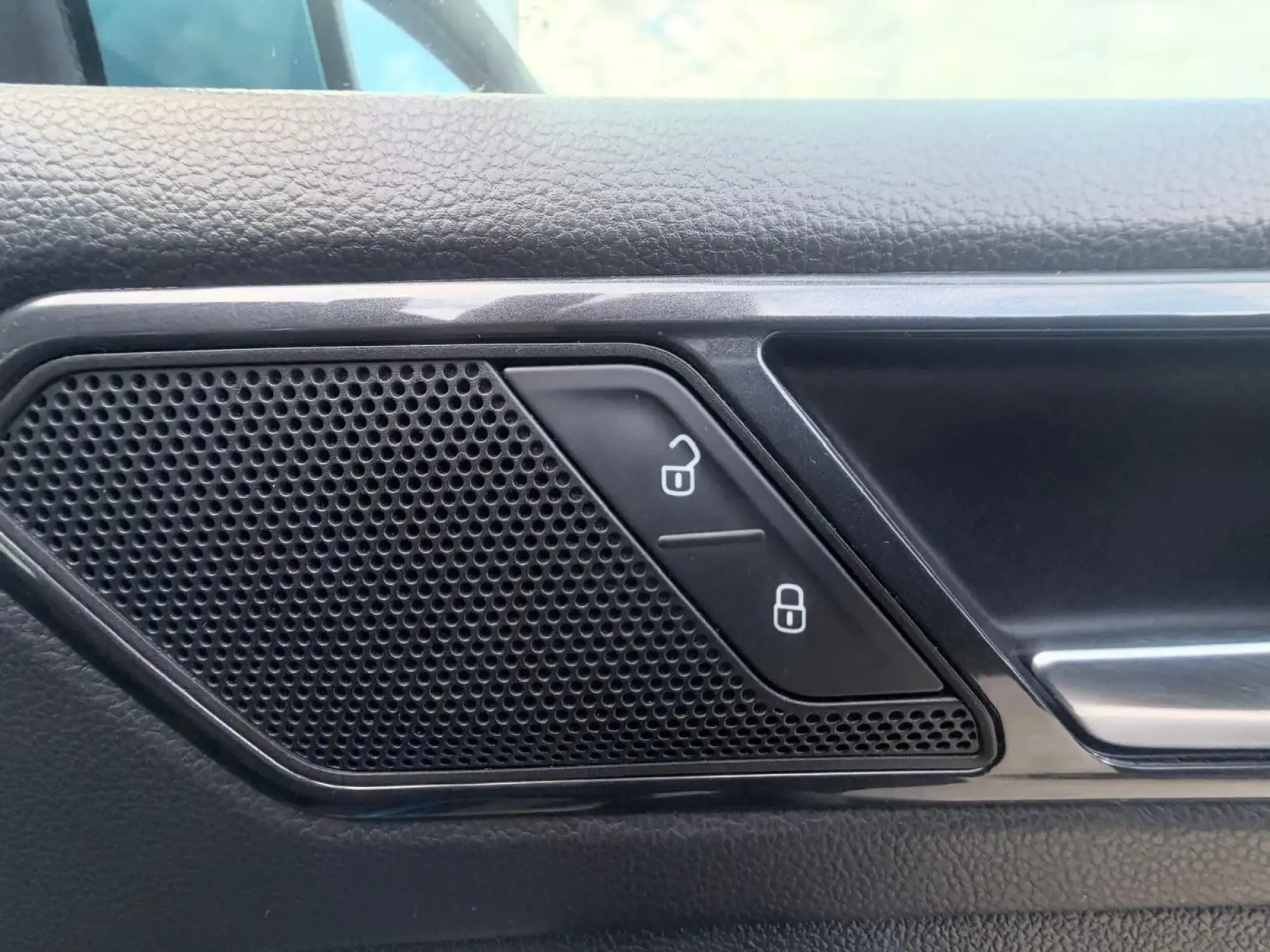 Volkswagen Tiguan Image 17
