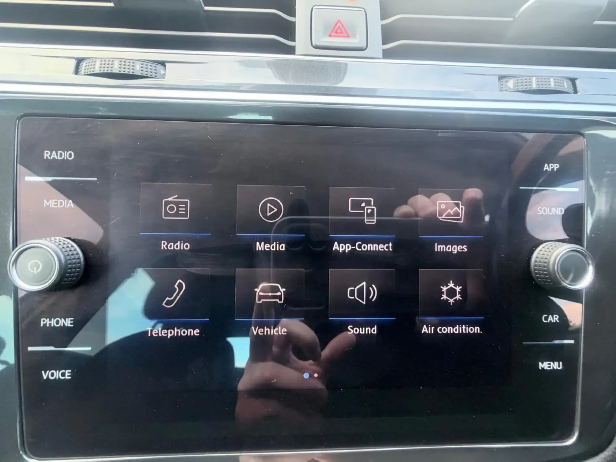 Volkswagen Tiguan Image 26