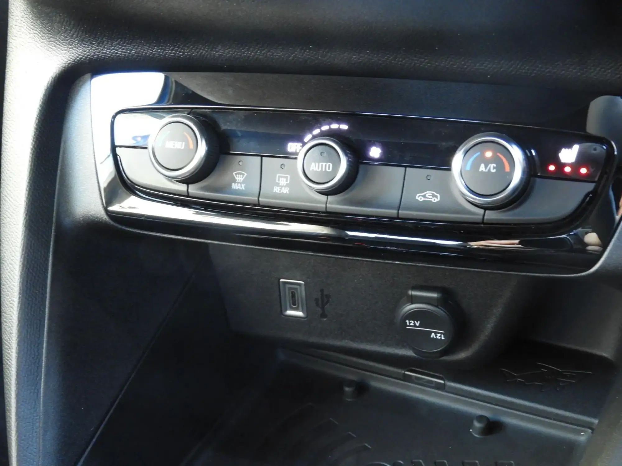 Vauxhall Corsa Image 22 Vauxhall Corsa Image 22