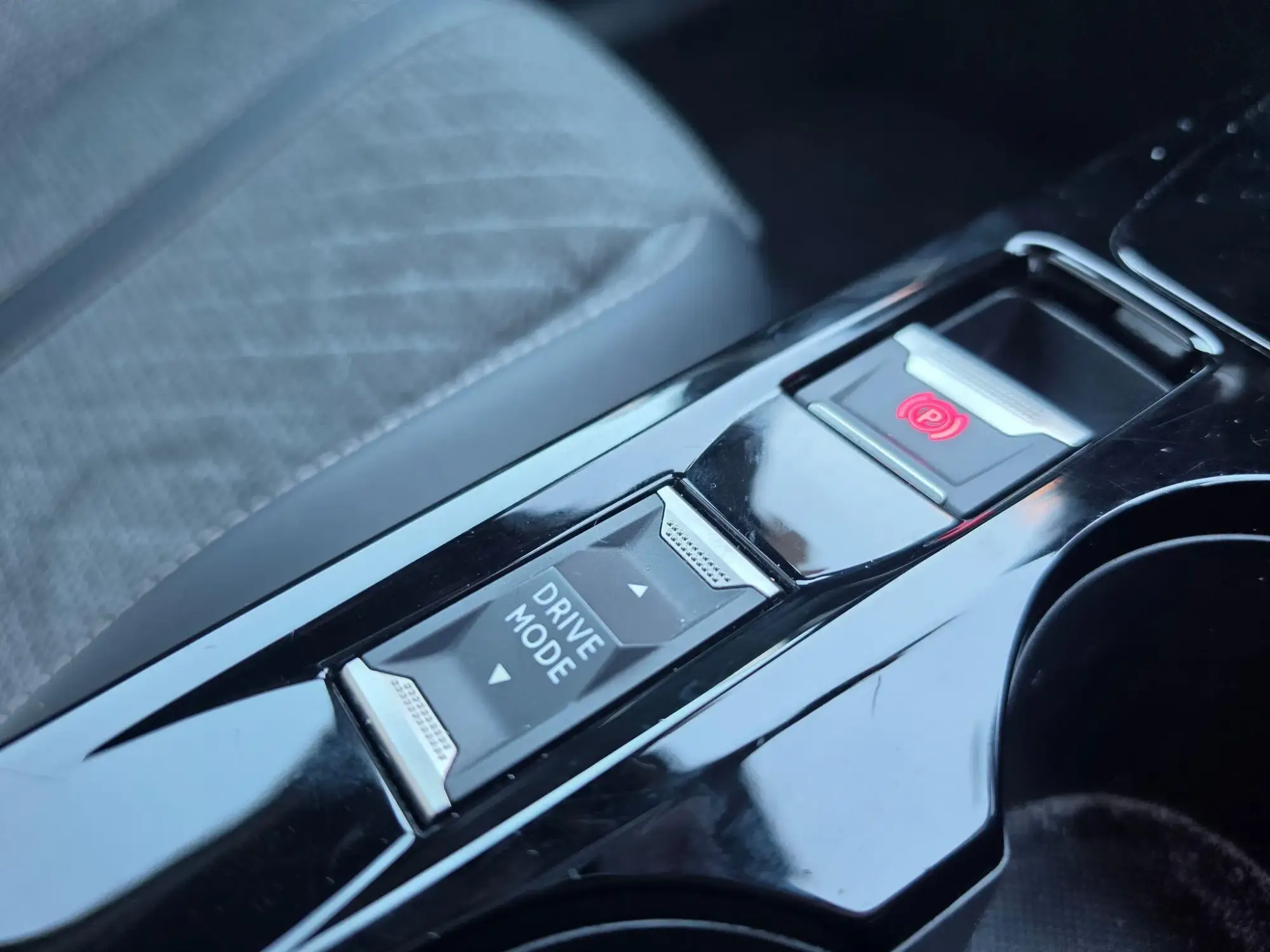 Peugeot E-2008 Image 20