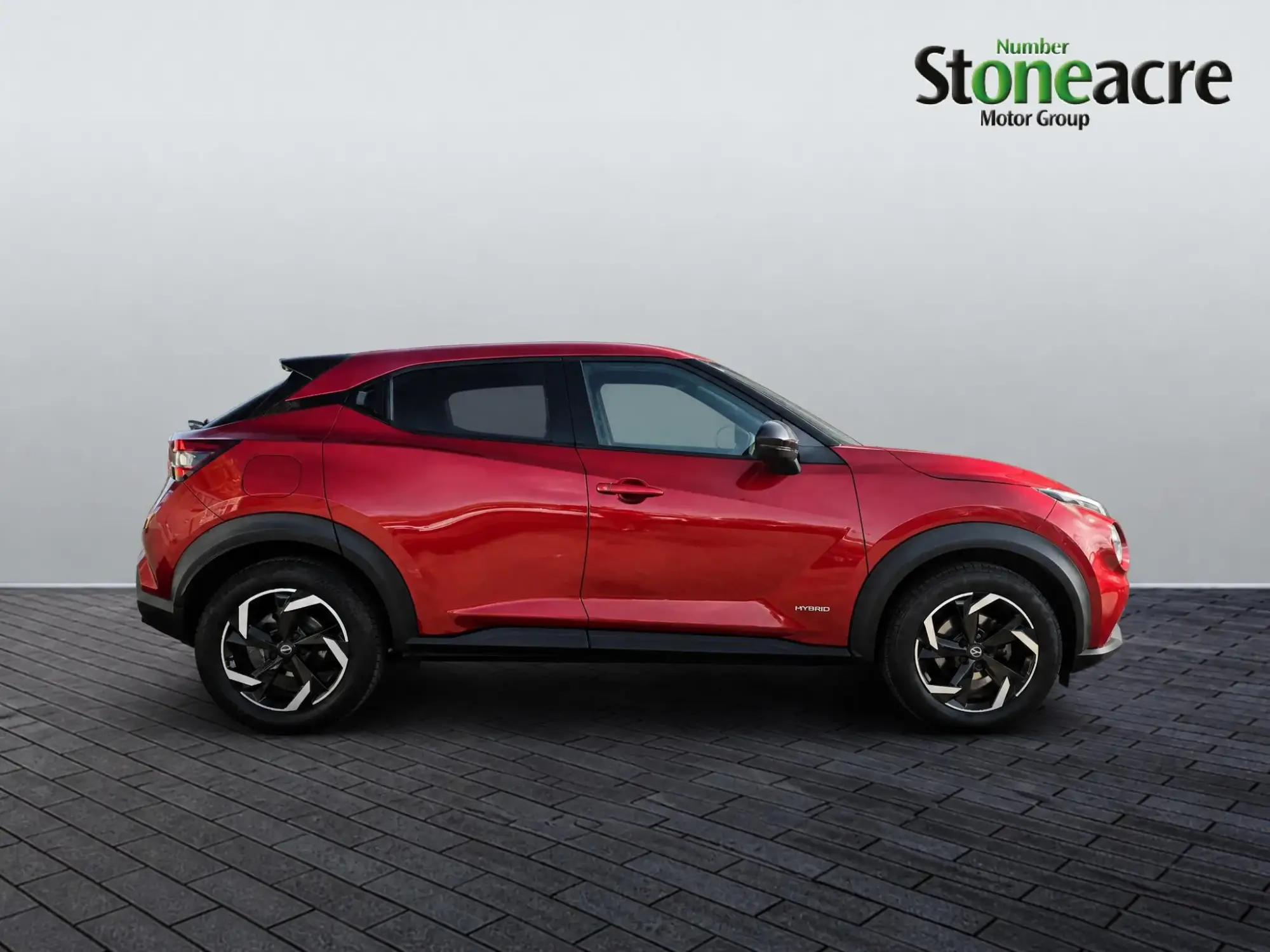 Nissan Juke Hybrid 1.6 N-Connecta Auto Euro 6 5dr MH23UCM Image 2 Nissan Juke Hybrid 1.6 N-Connecta Auto Euro 6 5dr MH23UCM Image 2