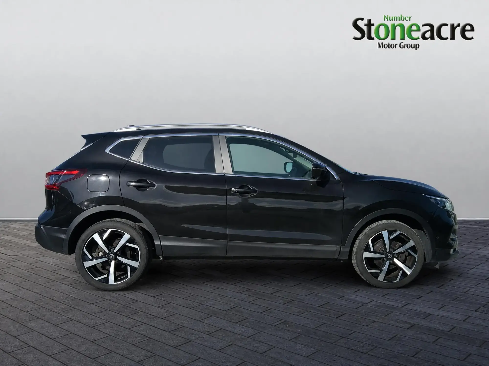 Nissan Qashqai 1.3 DIG-T Tekna Euro 6 (s/s) 5dr VA19SKN Image 2 Nissan Qashqai 1.3 DIG-T Tekna Euro 6 (s/s) 5dr VA19SKN Image 2