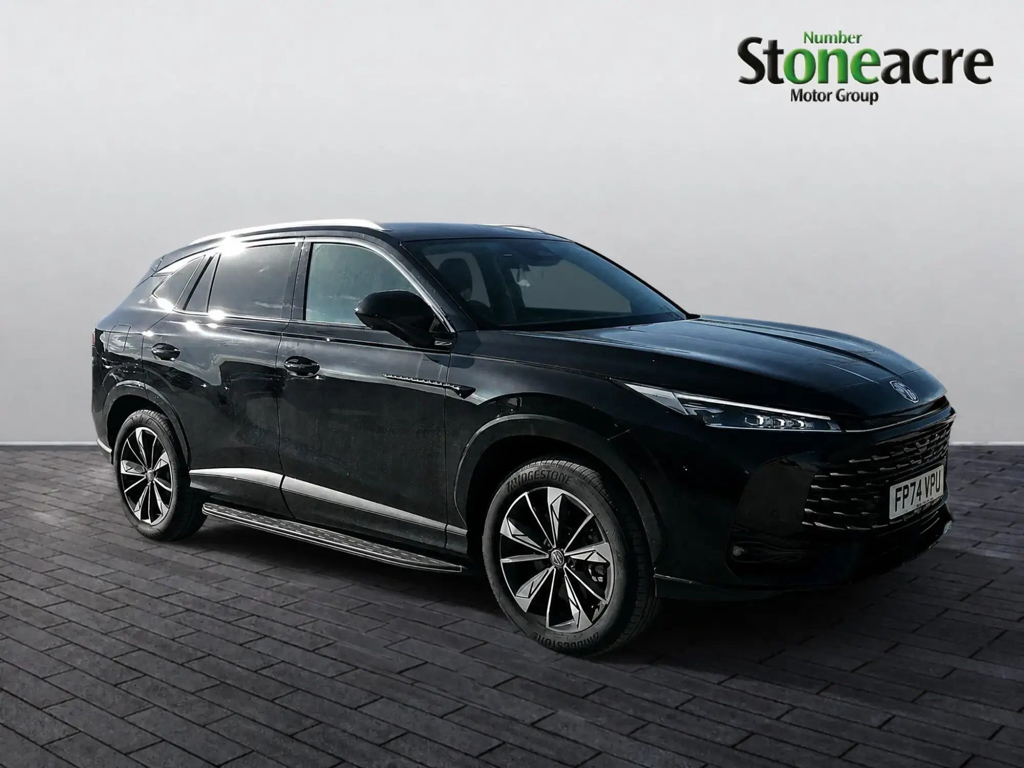 MG HS Plug-in Hybrid 1.5 T-GDI 24.7 kWh Trophy Auto Euro 6 (s/s) 5dr FP74VPU Image 1
