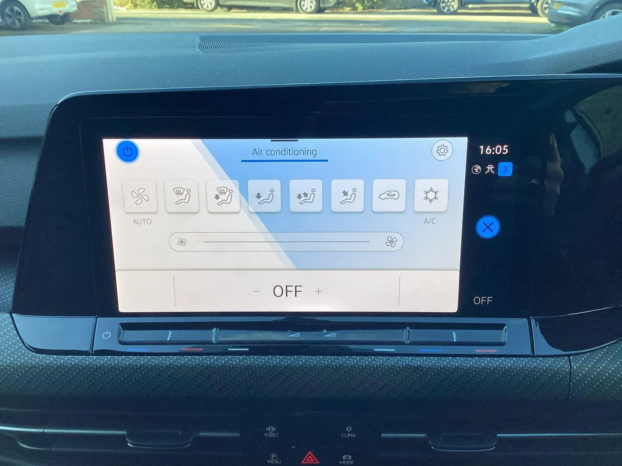 Volkswagen Golf Image 22