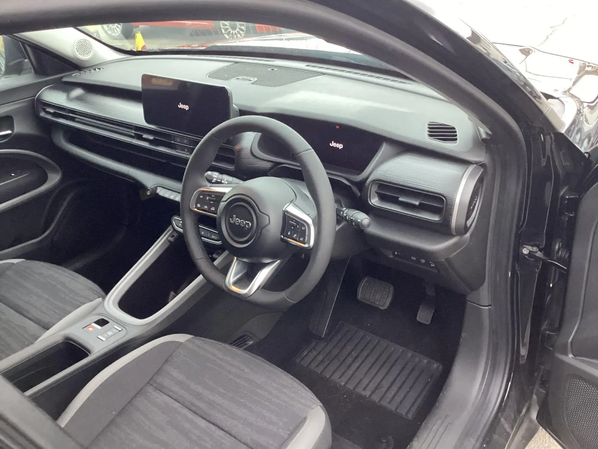 Jeep Avenger Full-Electric Image 15
