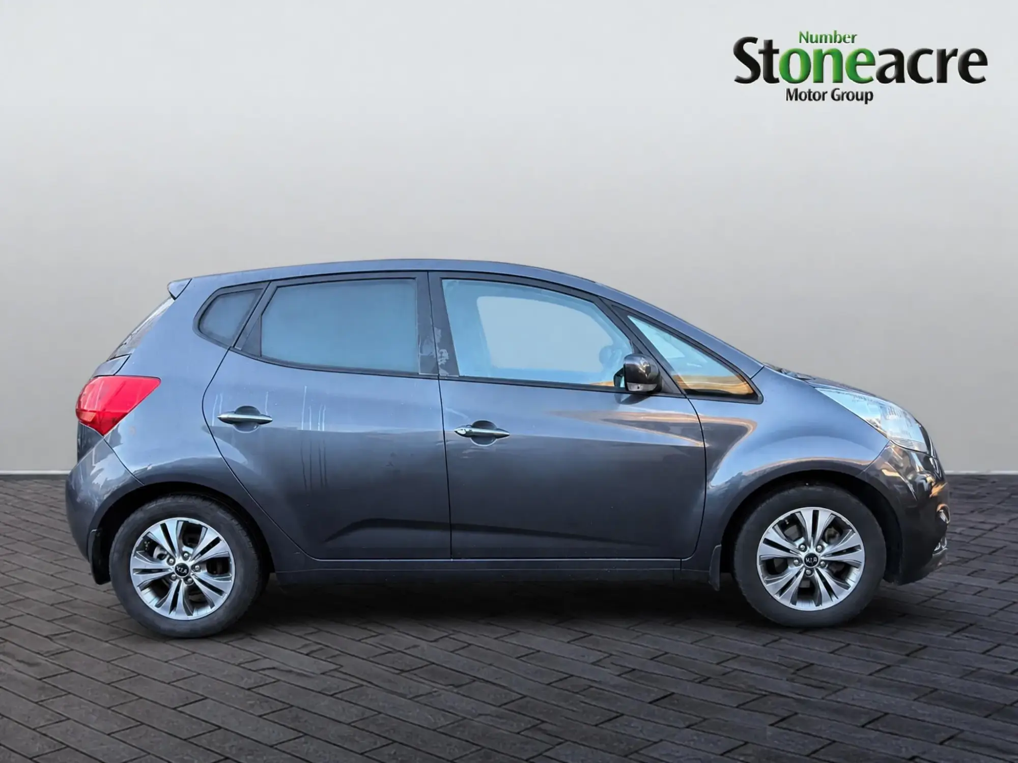 Kia Venga Image 7 Kia Venga Image 7