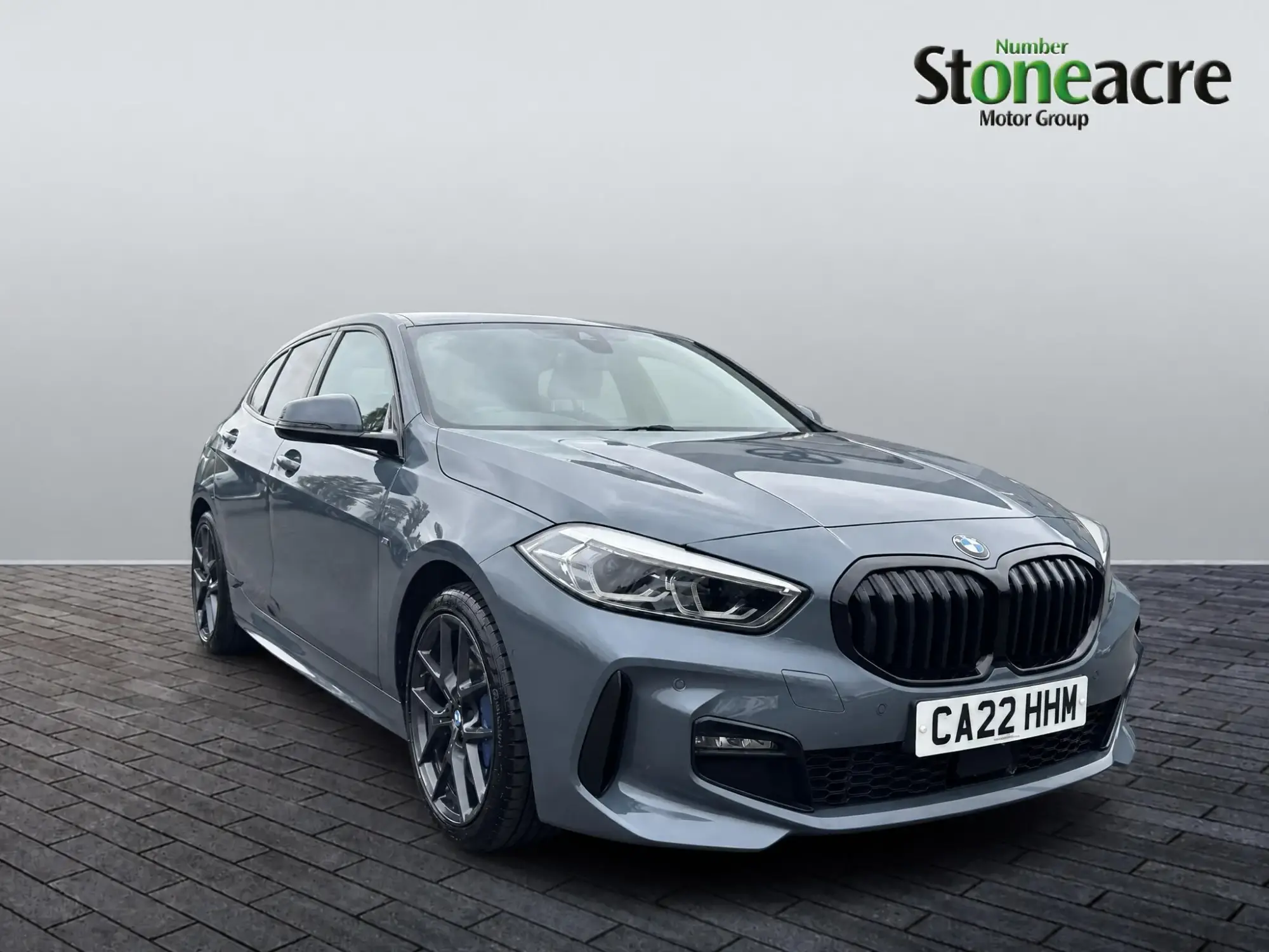 BMW 1 Series Image 1