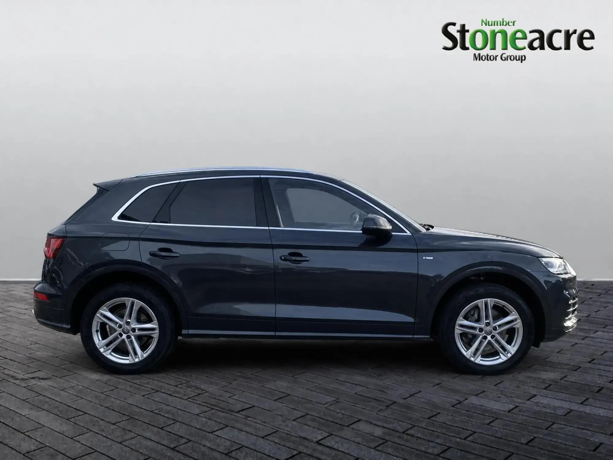Audi Q5 Image 2 Audi Q5 Image 2