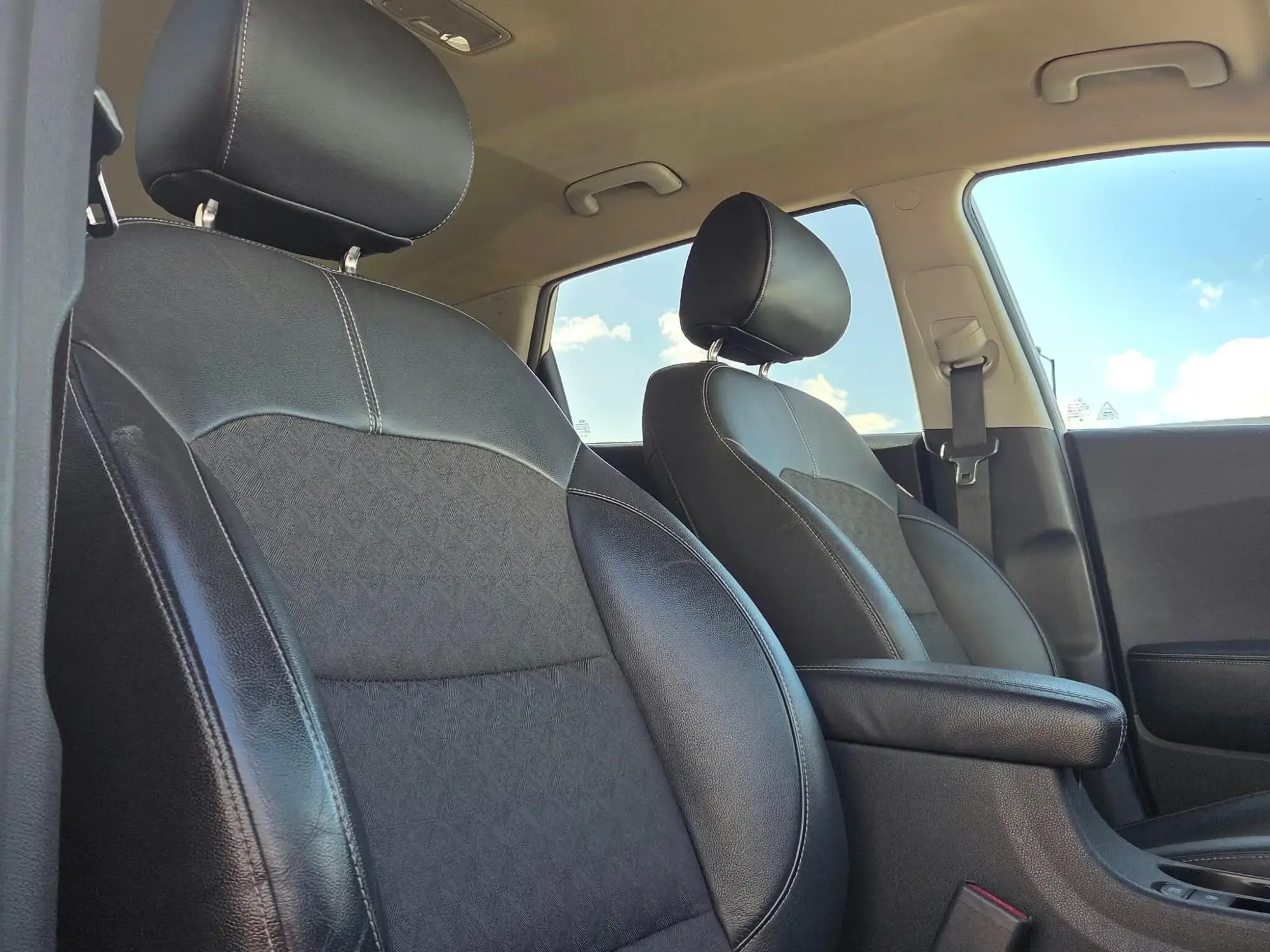 Kia Niro Image 12 Kia Niro Image 12