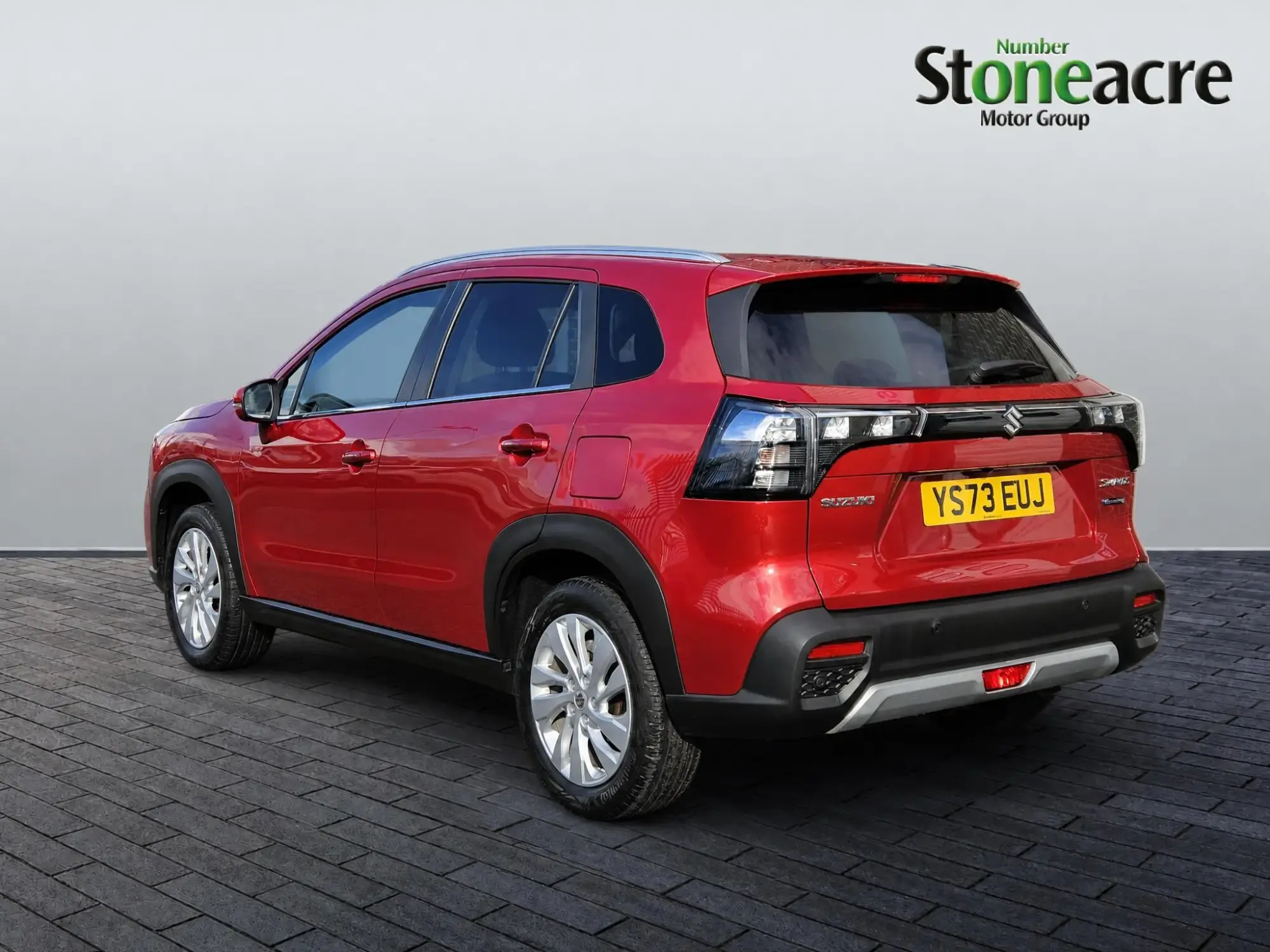 Suzuki S-Cross Hybrid Image 5