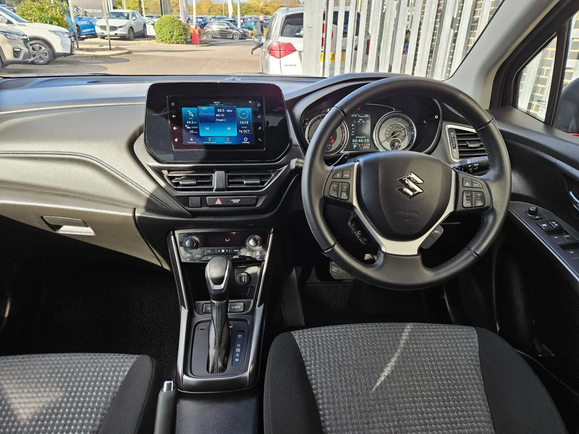 Suzuki S-Cross Hybrid Image 12