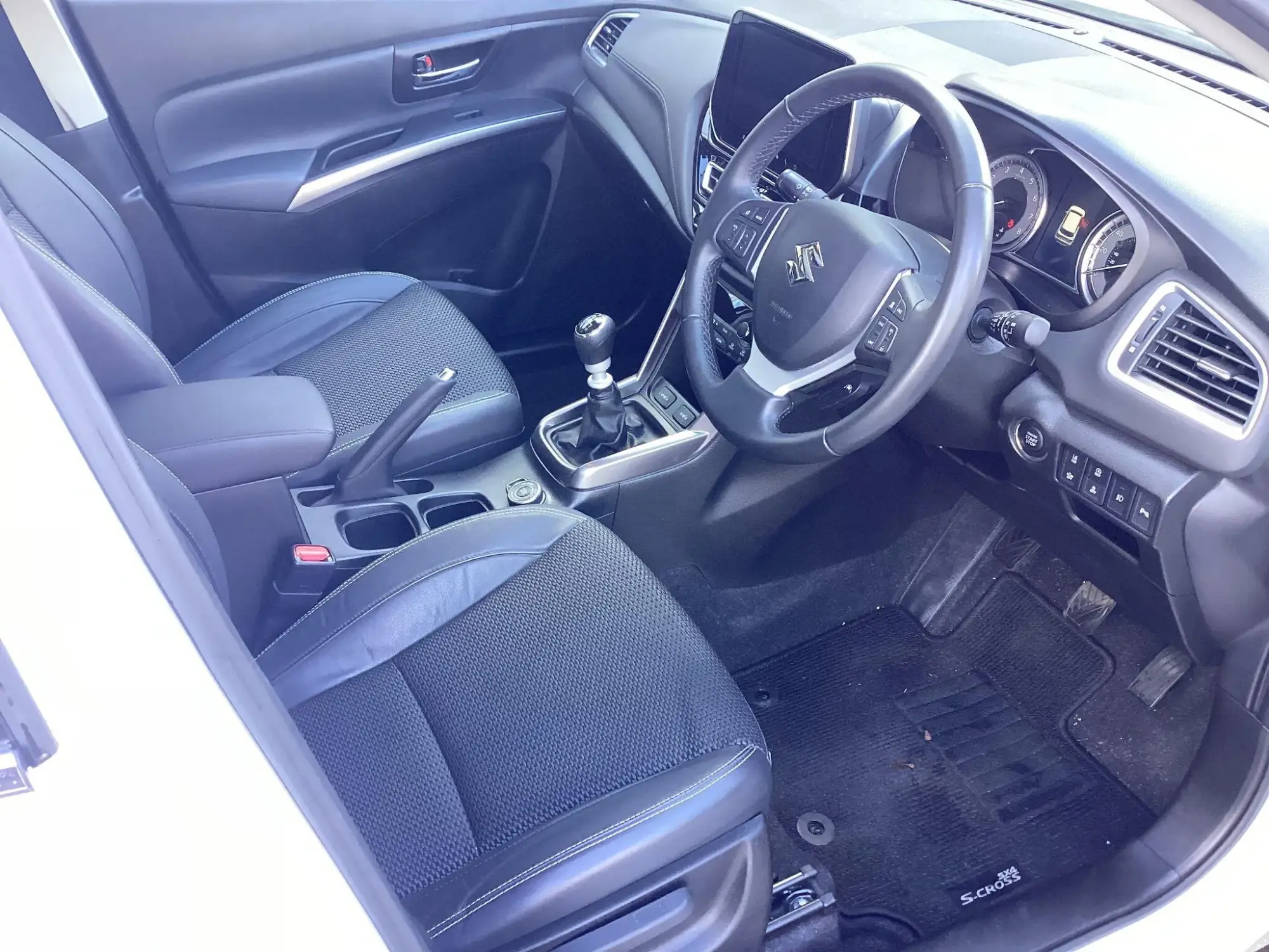 Suzuki S-Cross Image 15 Suzuki S-Cross Image 15