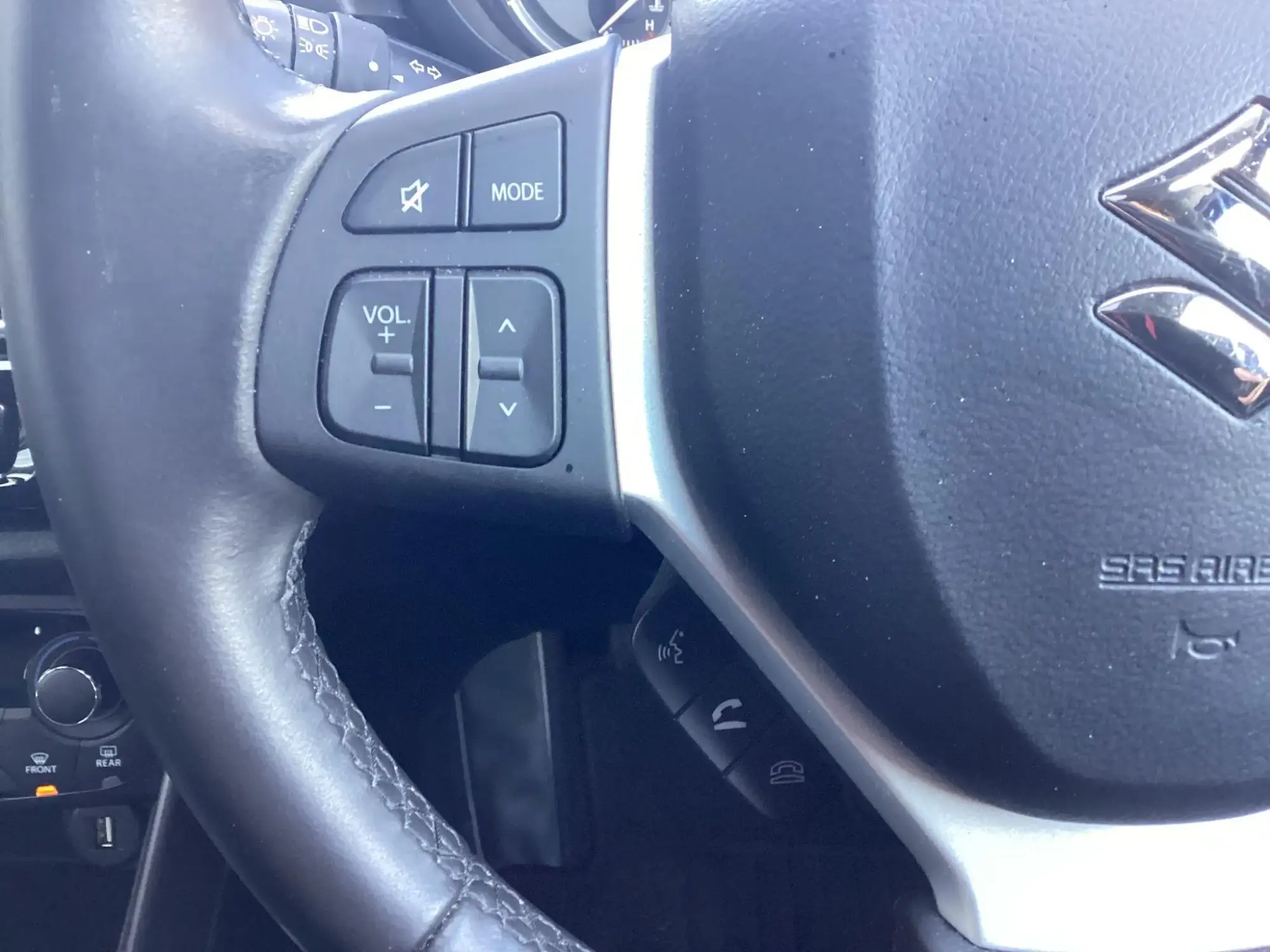 Suzuki S-Cross Image 28 Suzuki S-Cross Image 28