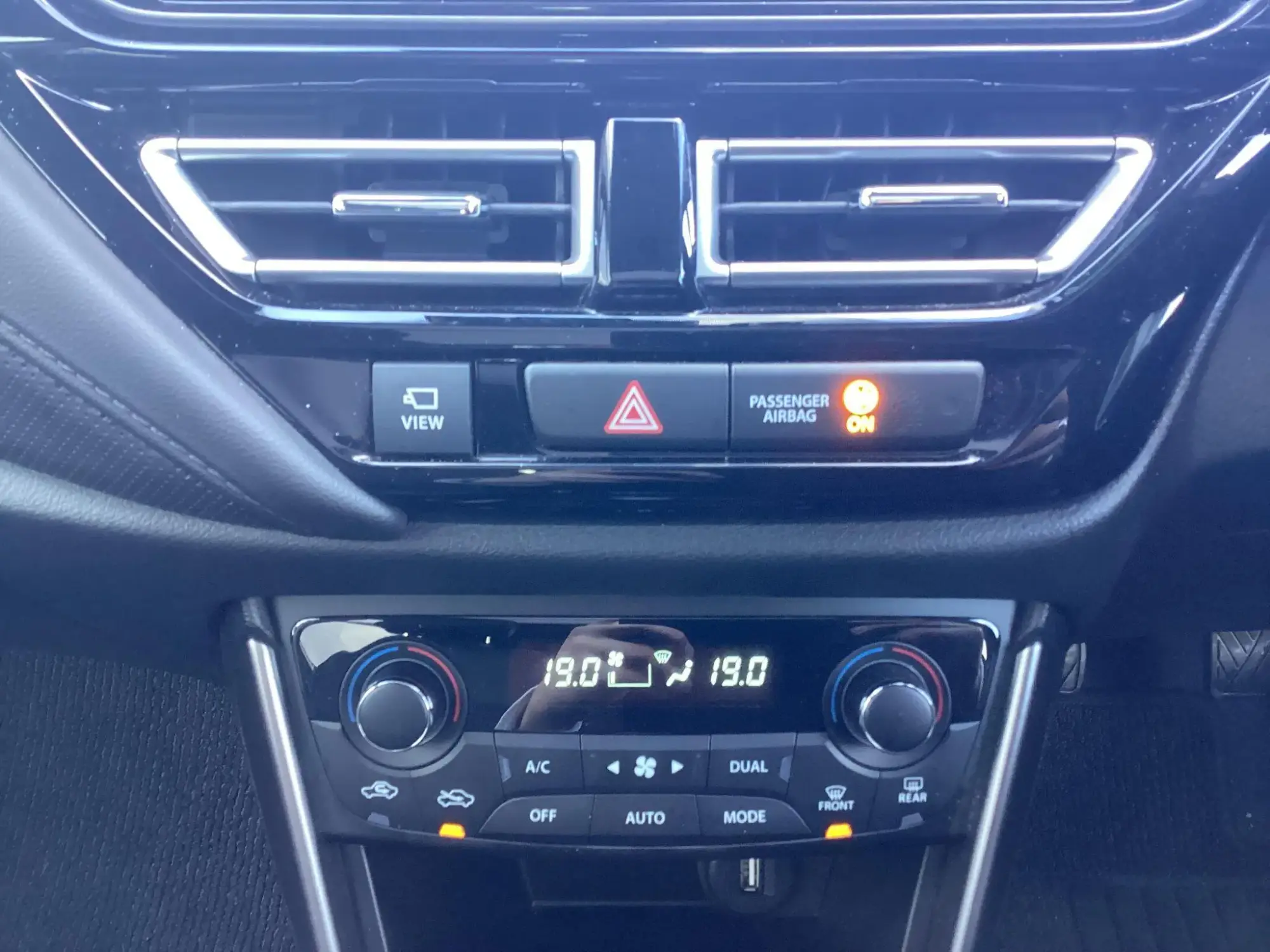 Suzuki S-Cross Image 33 Suzuki S-Cross Image 33