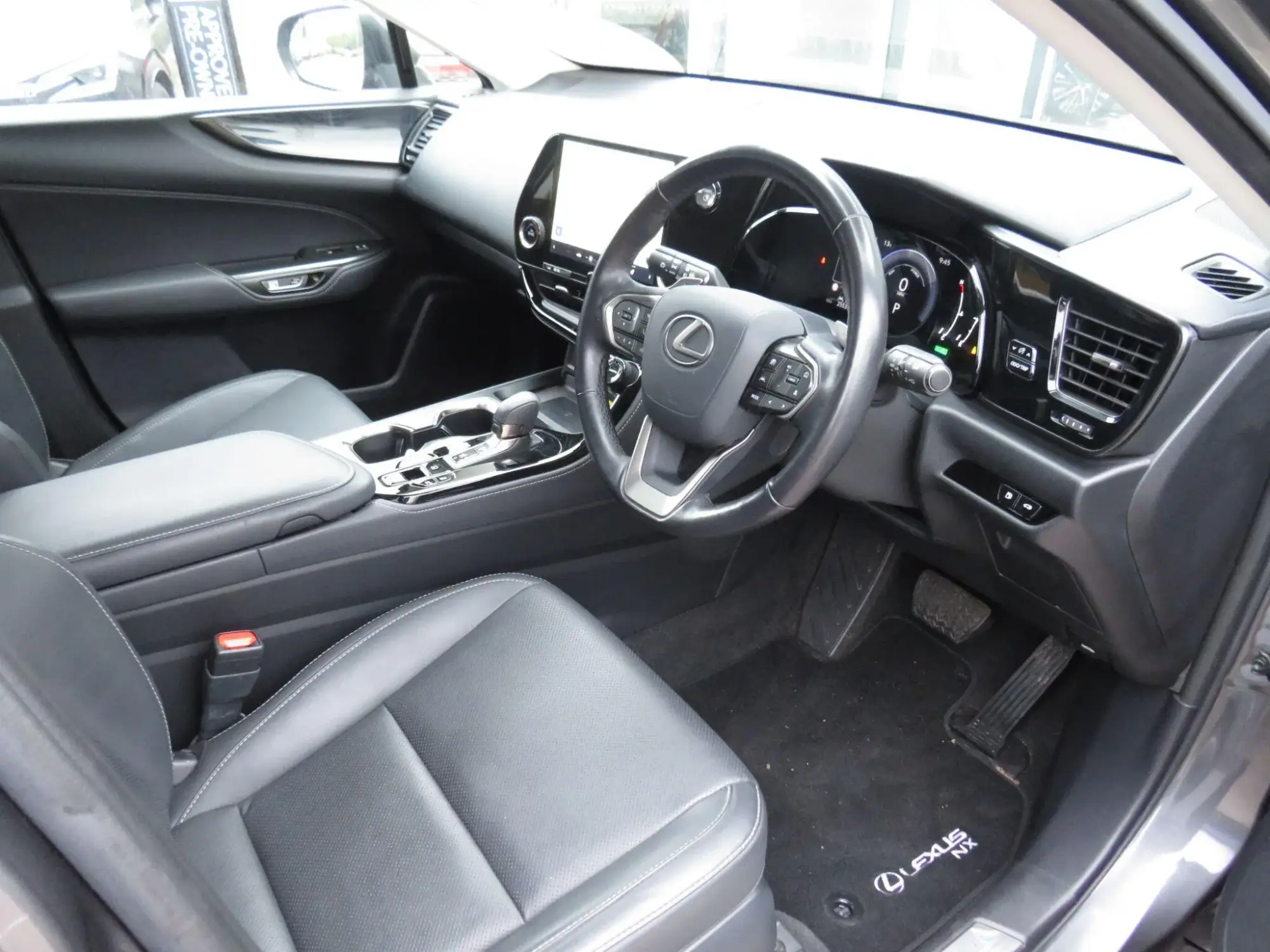 Lexus NX Self-Charging Hybrid Image 11 Lexus NX Self-Charging Hybrid Image 11