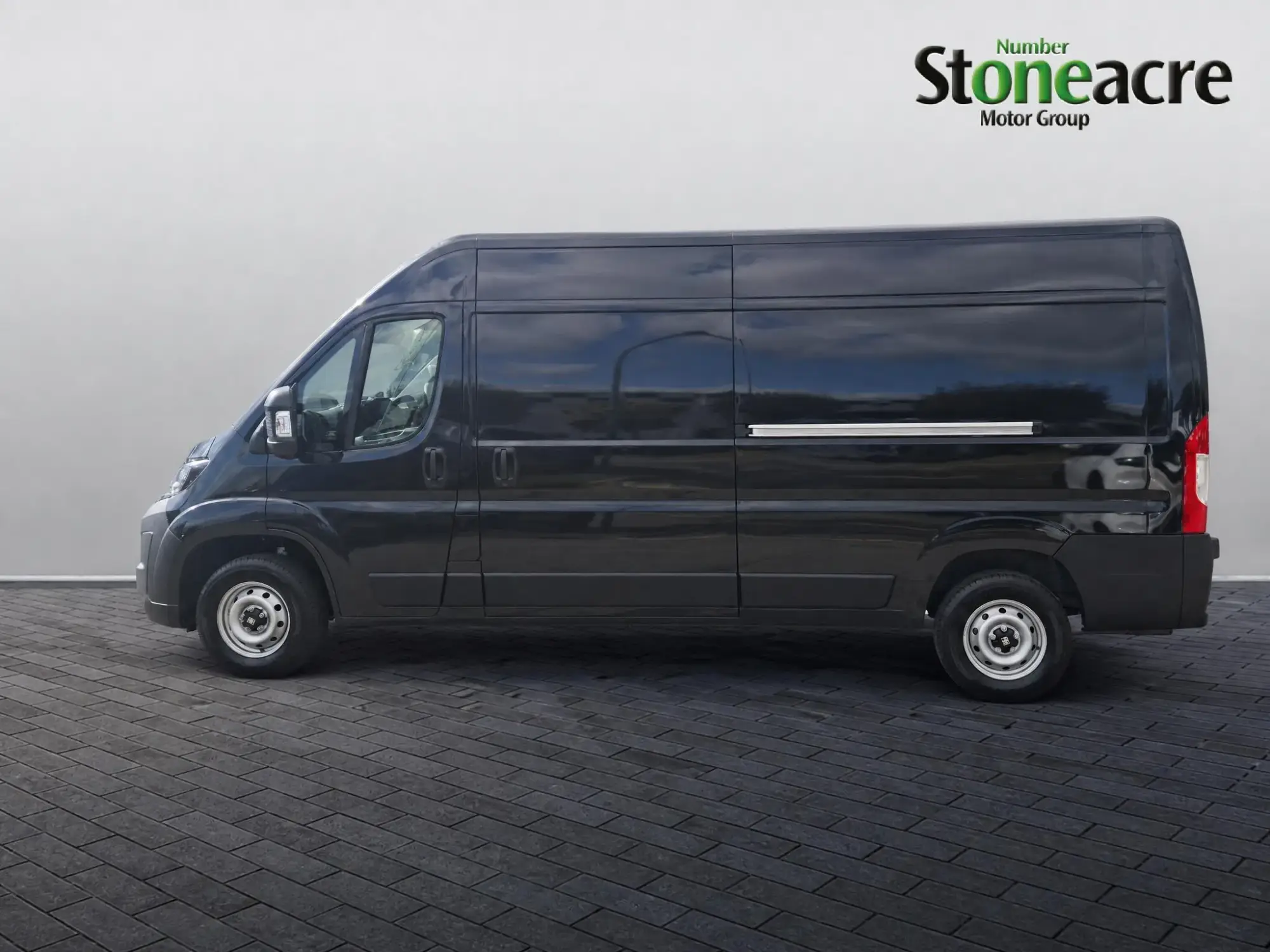Fiat Ducato Panel Van Image 4