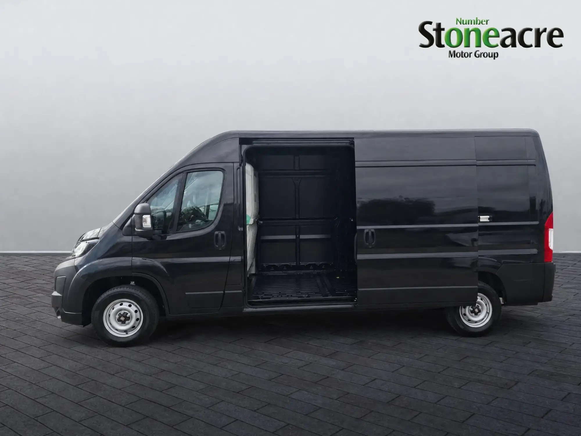 Fiat Ducato Panel Van Image 5