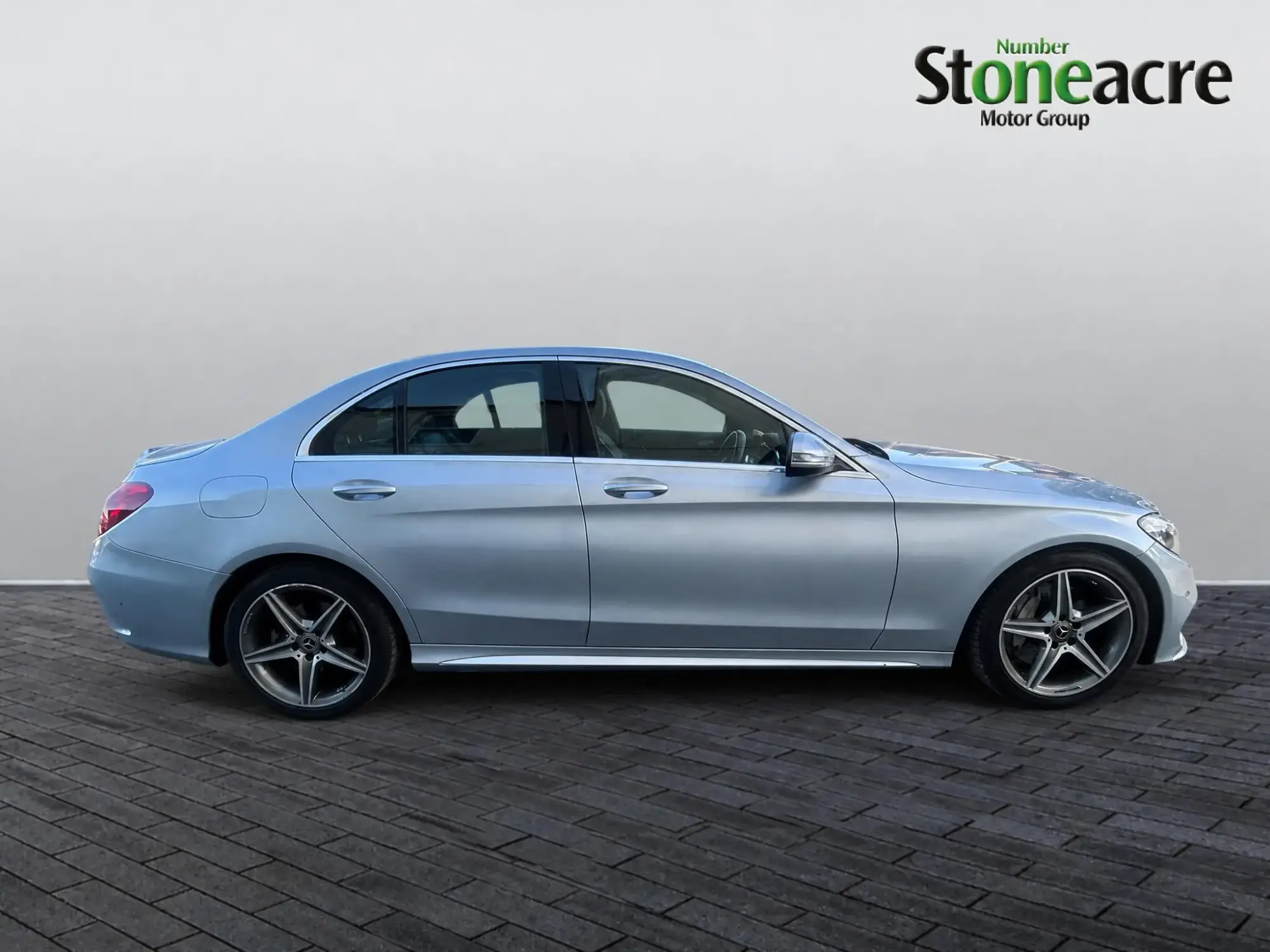 Mercedes-Benz C-Class Image 7 Mercedes-Benz C-Class Image 7