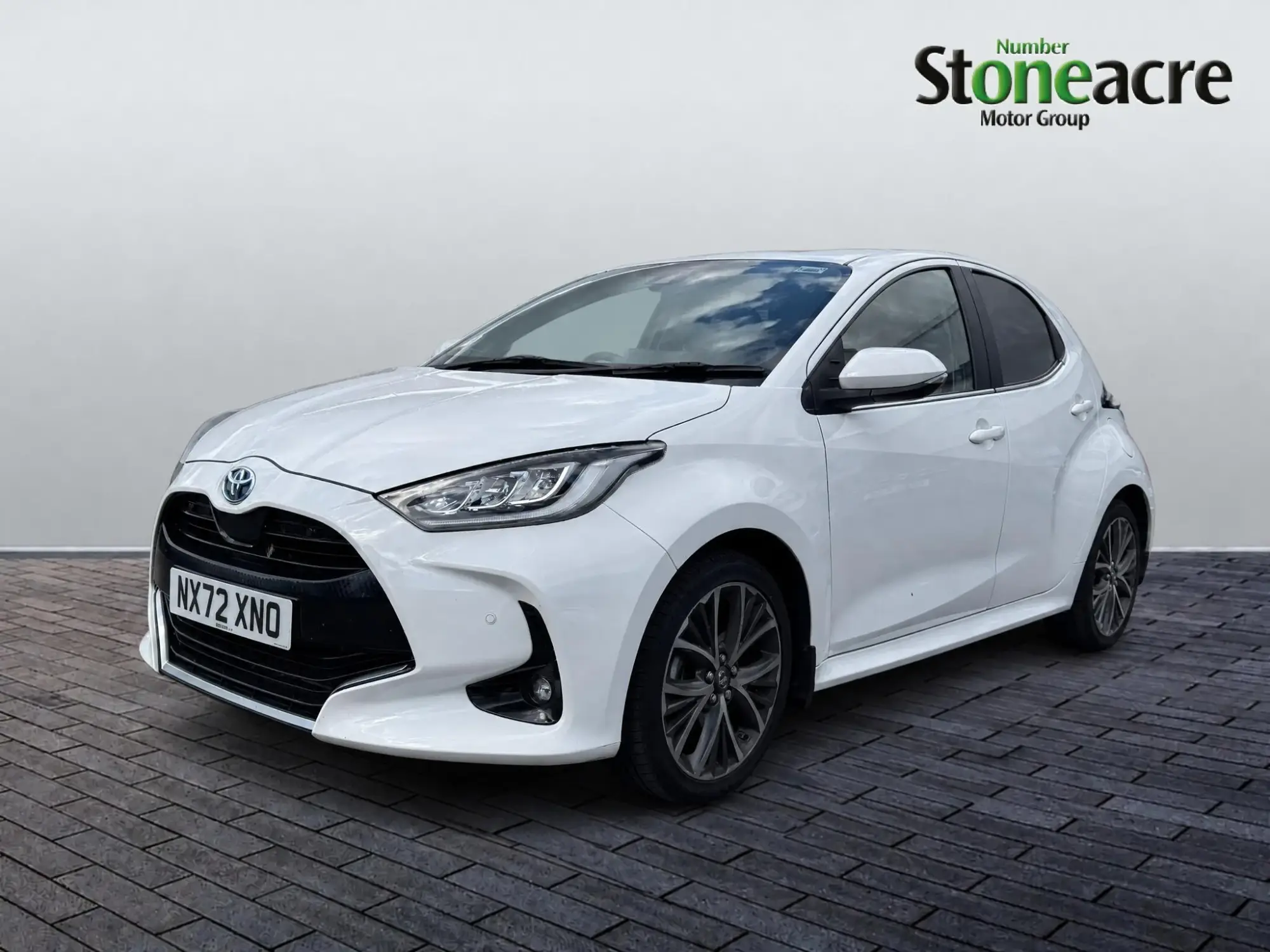 Toyota Yaris Hybrid 1.5 Hybrid Excel 5dr CVT NX72XNO Image 3