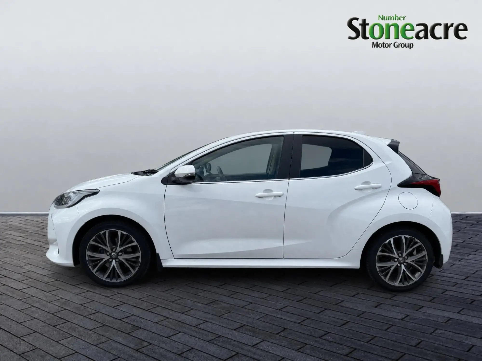 Toyota Yaris Hybrid Image 5 Toyota Yaris Hybrid Image 5
