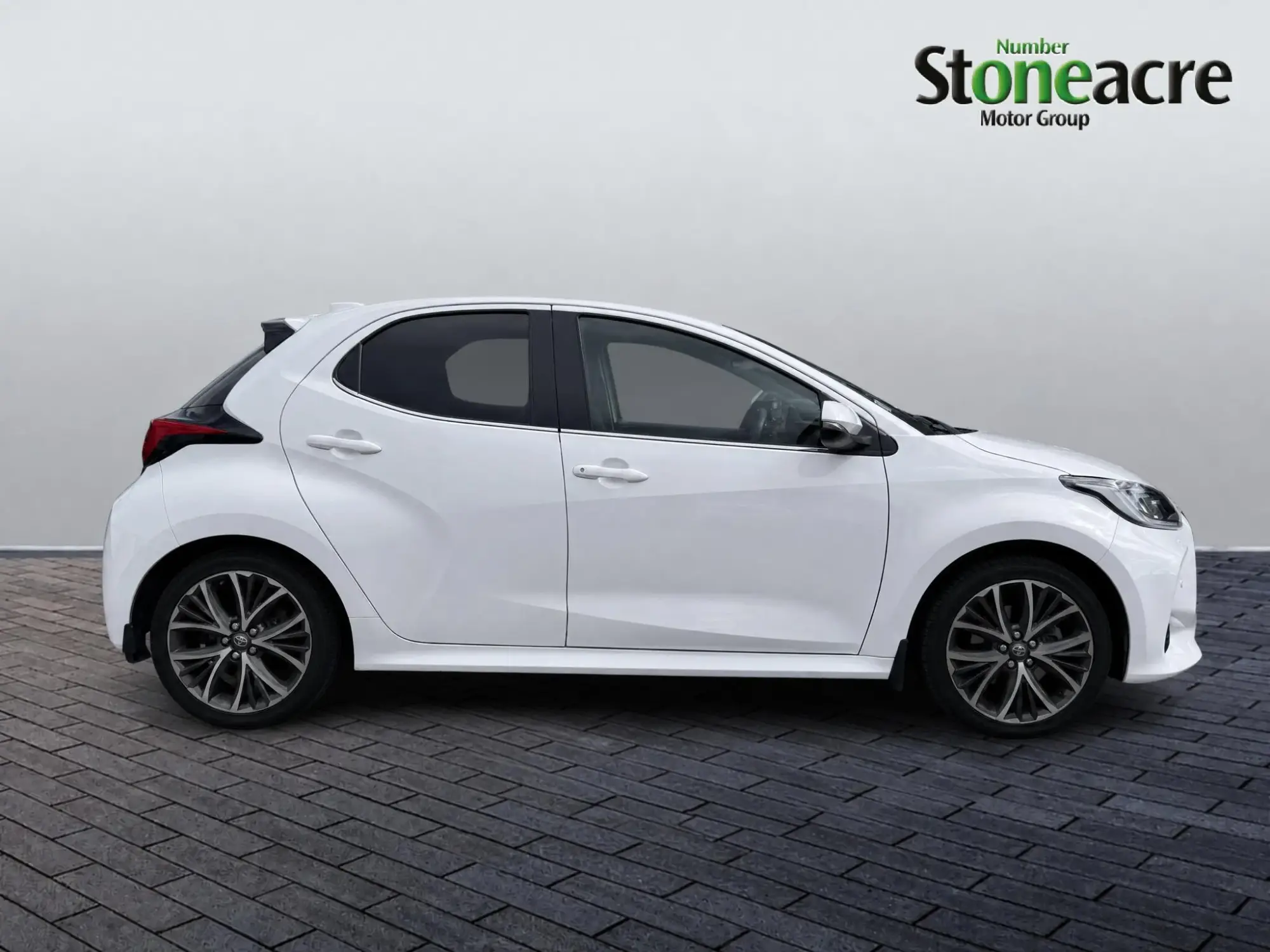 Toyota Yaris Hybrid Image 7 Toyota Yaris Hybrid Image 7
