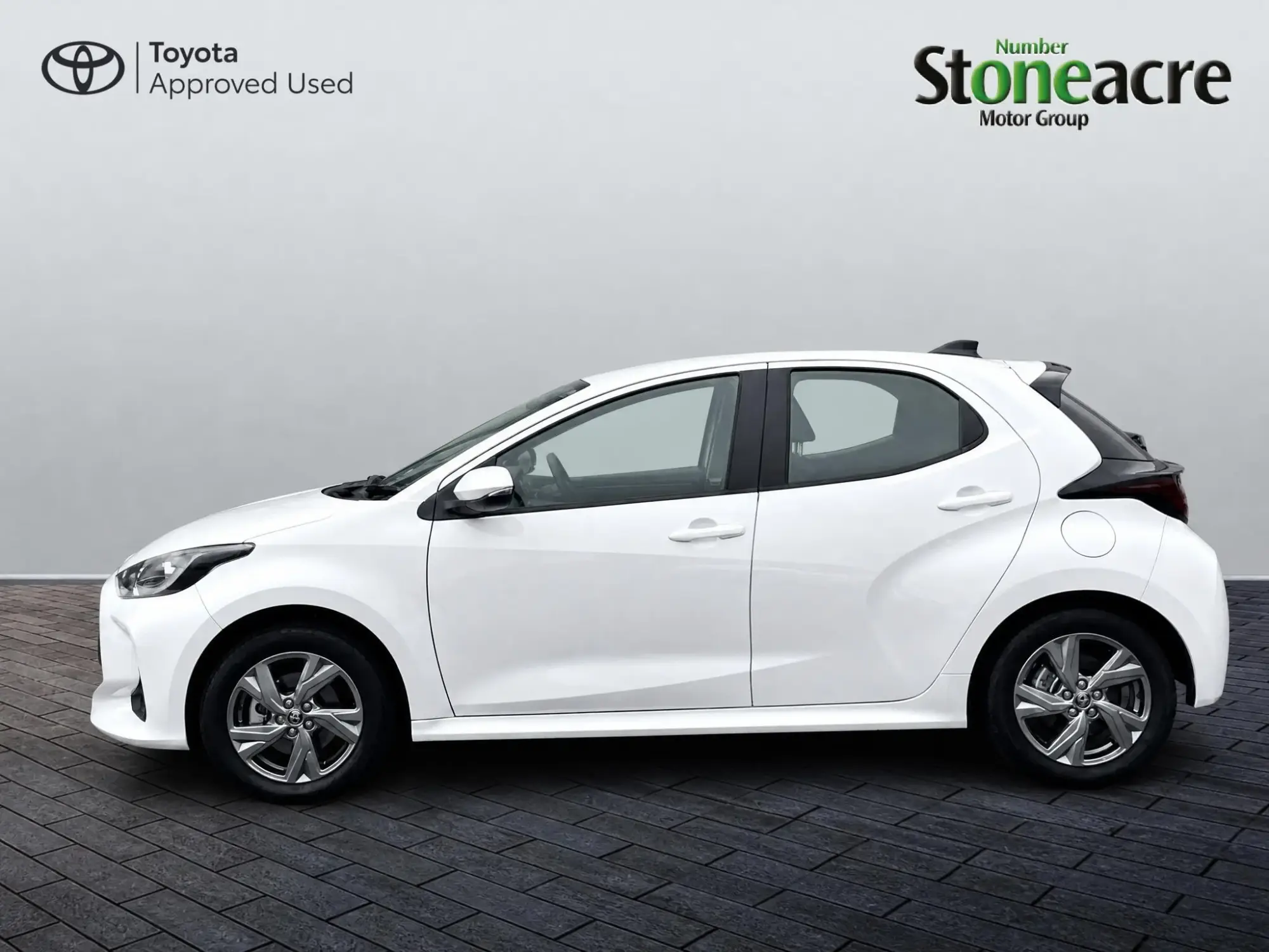 Toyota Yaris Hybrid Image 6 Toyota Yaris Hybrid Image 6
