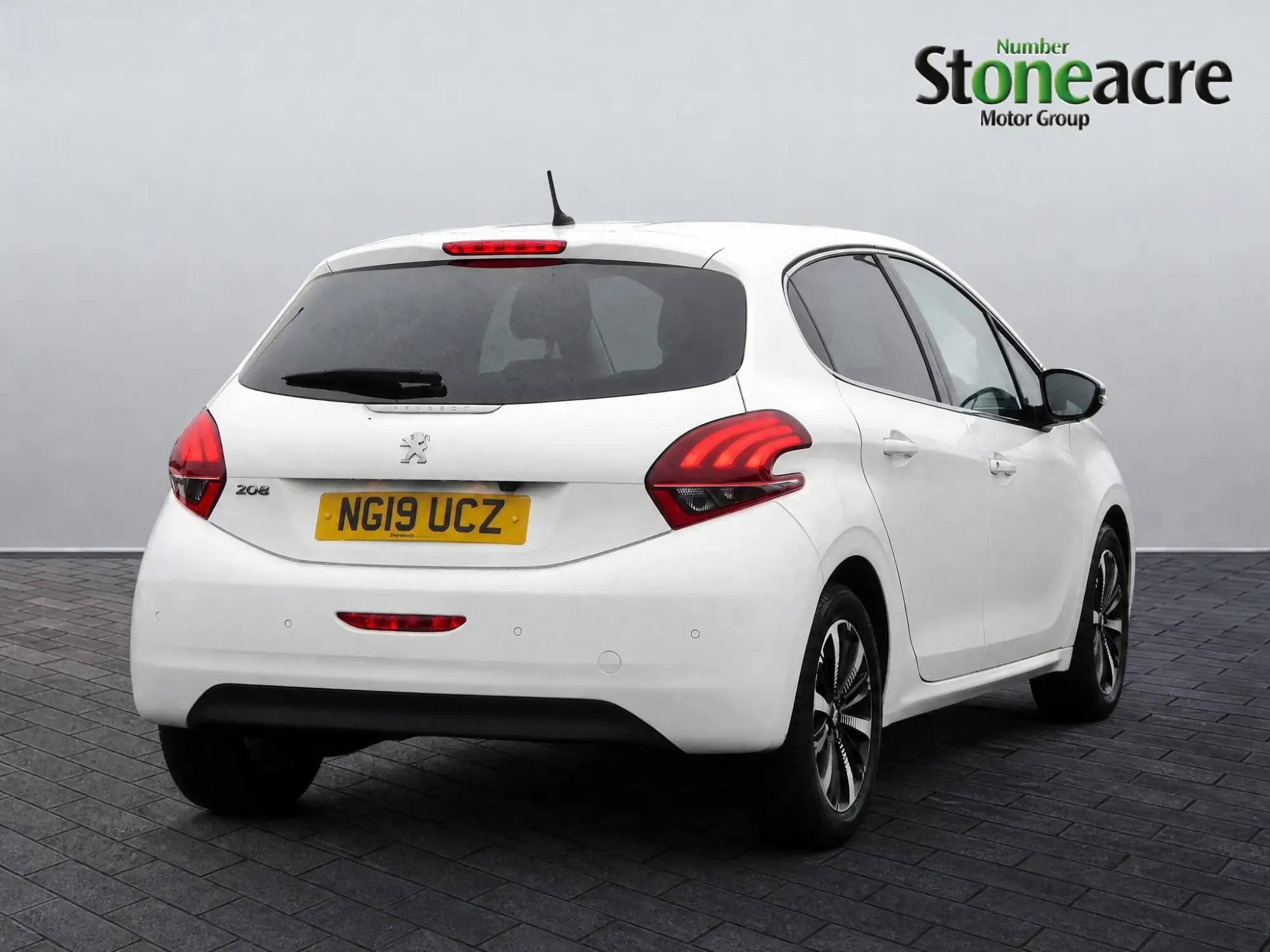 Peugeot 208 Image 3 Peugeot 208 Image 3