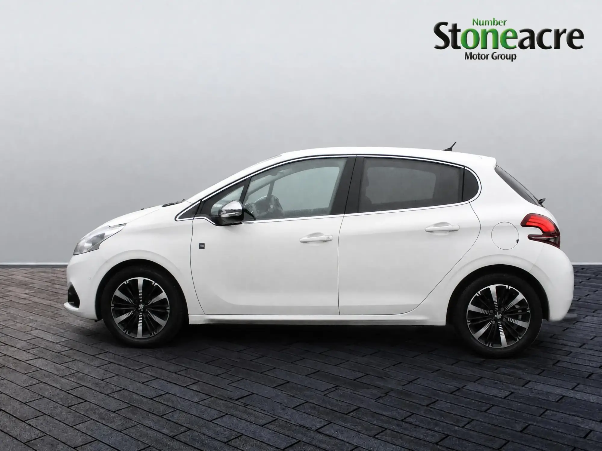 Peugeot 208 Image 6 Peugeot 208 Image 6
