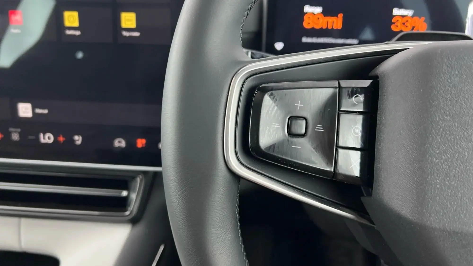 Polestar 4 SUV Image 10 Polestar 4 SUV Image 10