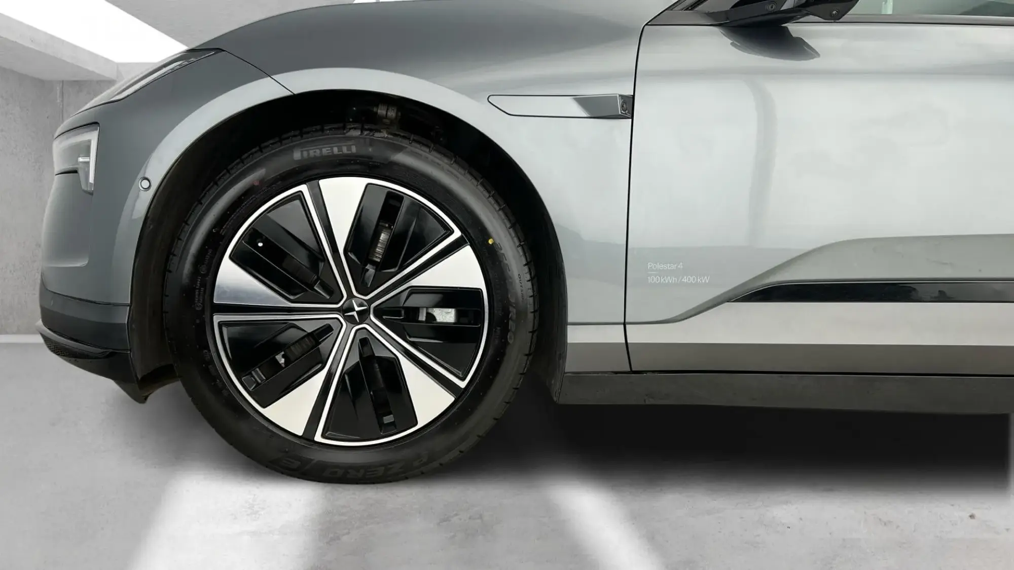 Polestar 4 SUV Image 26 Polestar 4 SUV Image 26