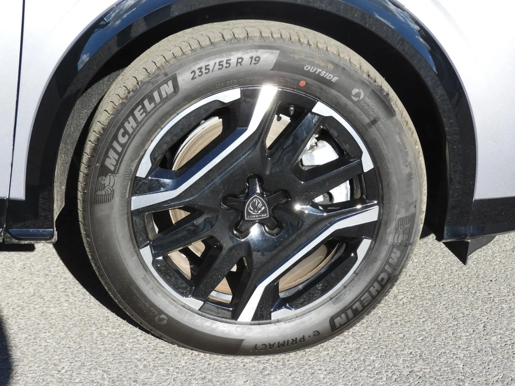 Peugeot E-3008 Image 12