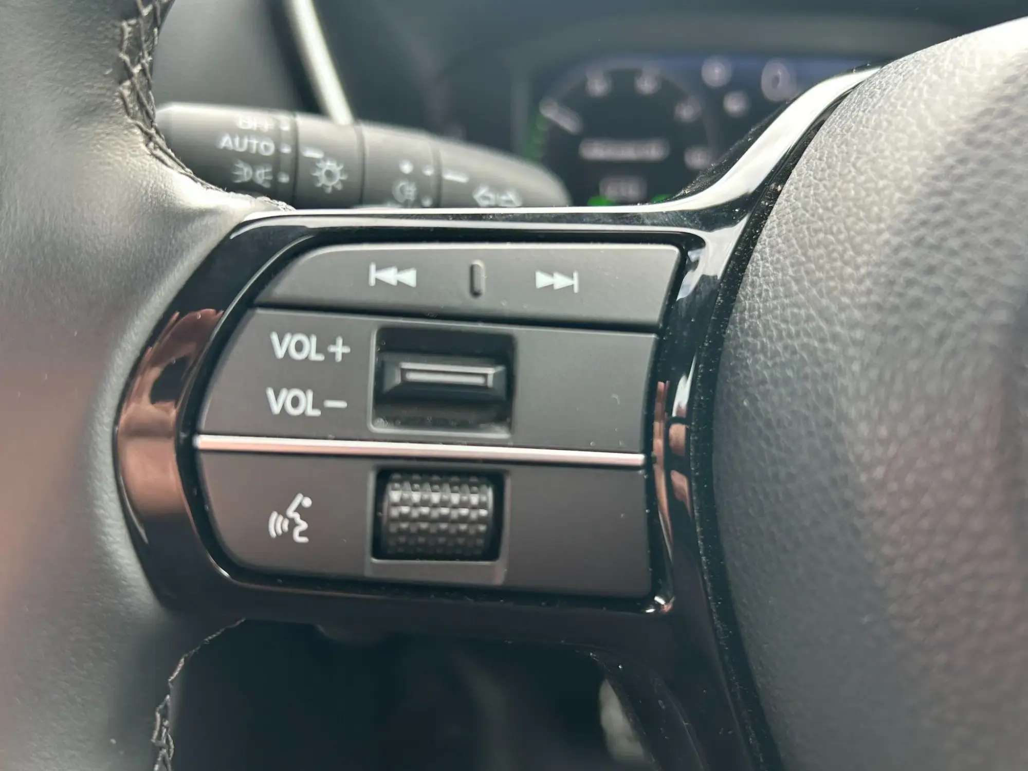 Honda CR-V Plug-in Hybrid Image 22 Honda CR-V Plug-in Hybrid Image 22