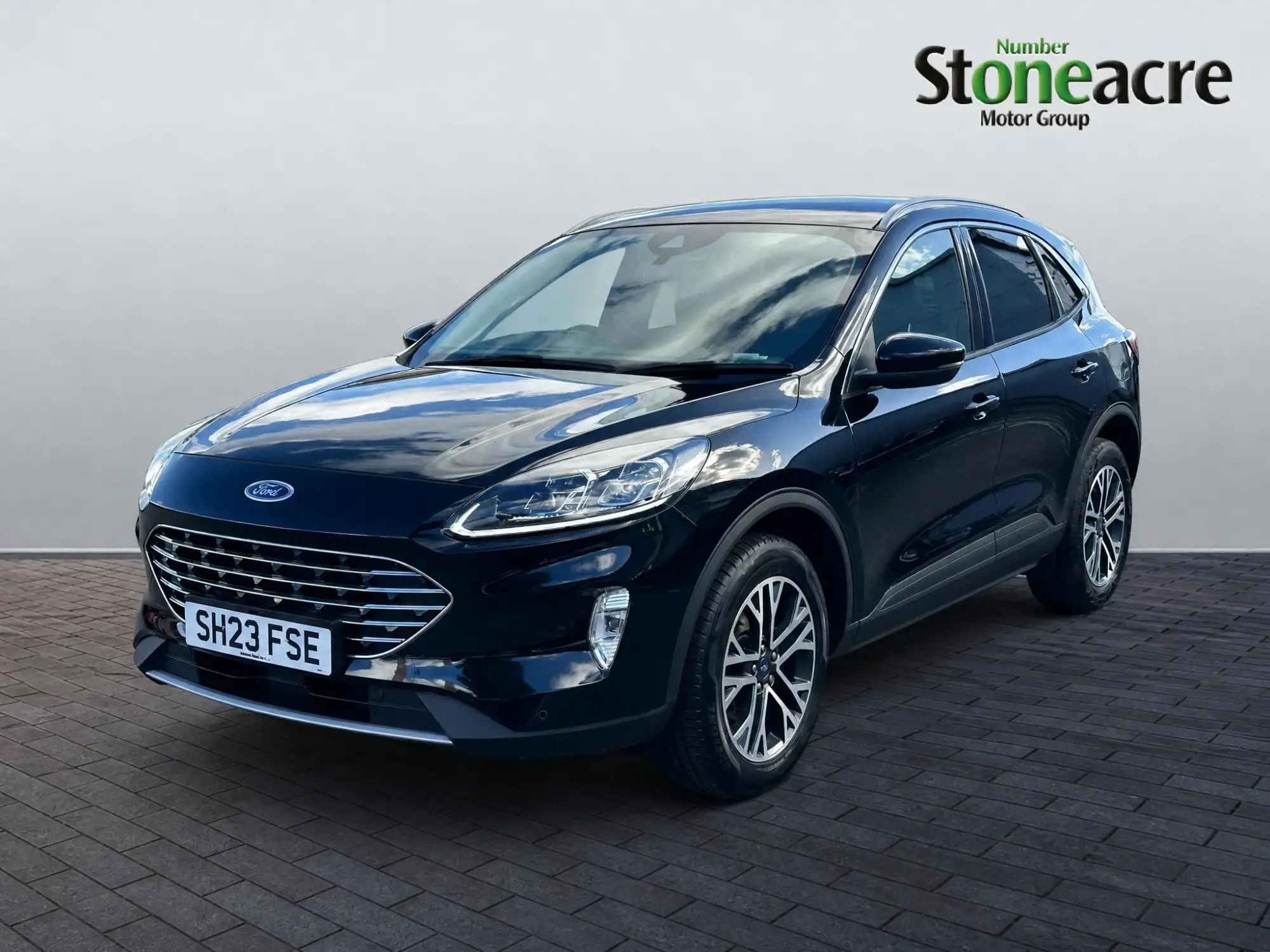 Ford Kuga 1.5 EcoBoost 150 Titanium Edition 5dr SH23FSE Image 1 Ford Kuga 1.5 EcoBoost 150 Titanium Edition 5dr SH23FSE Image 1