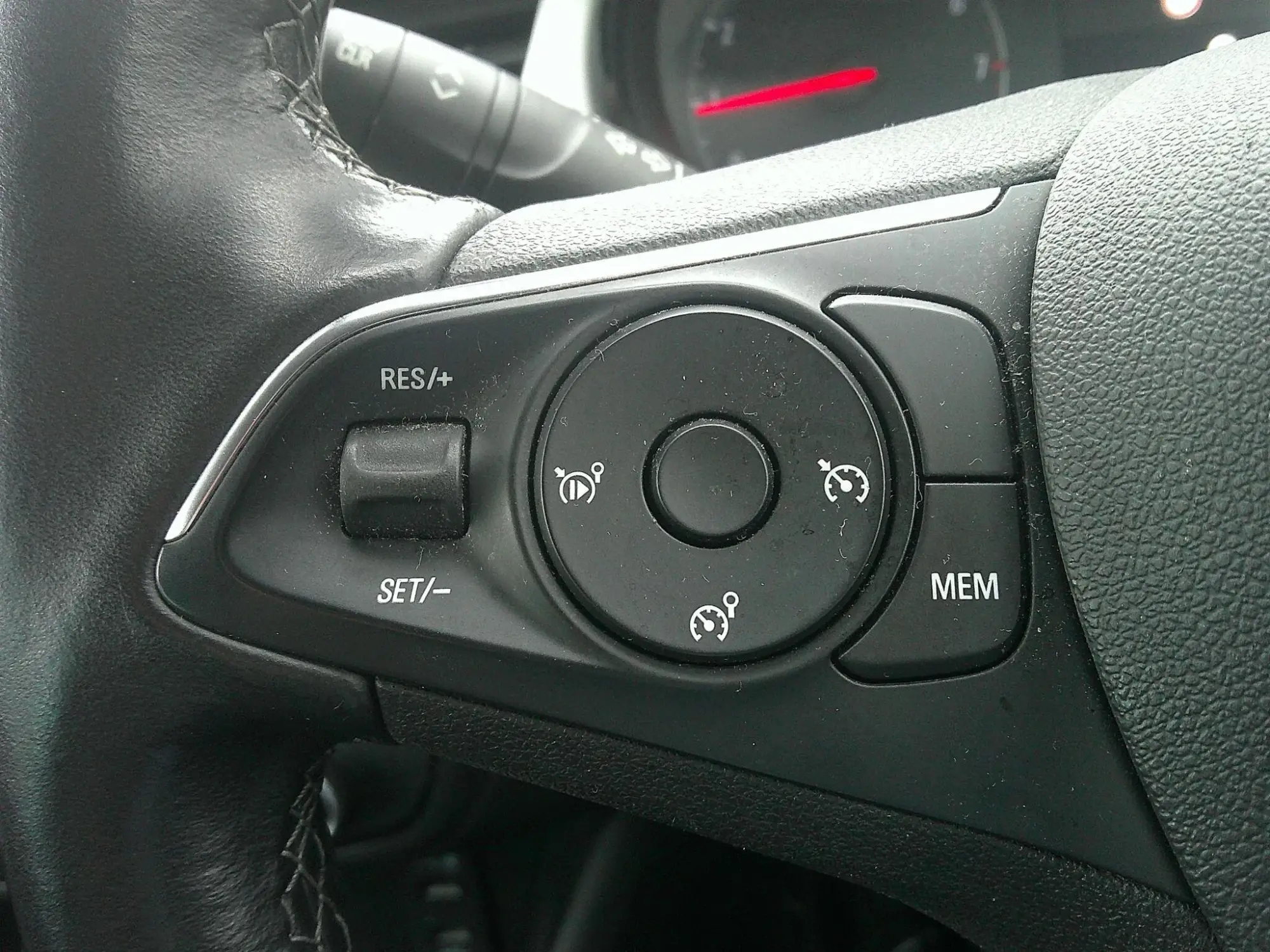 Vauxhall Crossland X Image 12 Vauxhall Crossland X Image 12