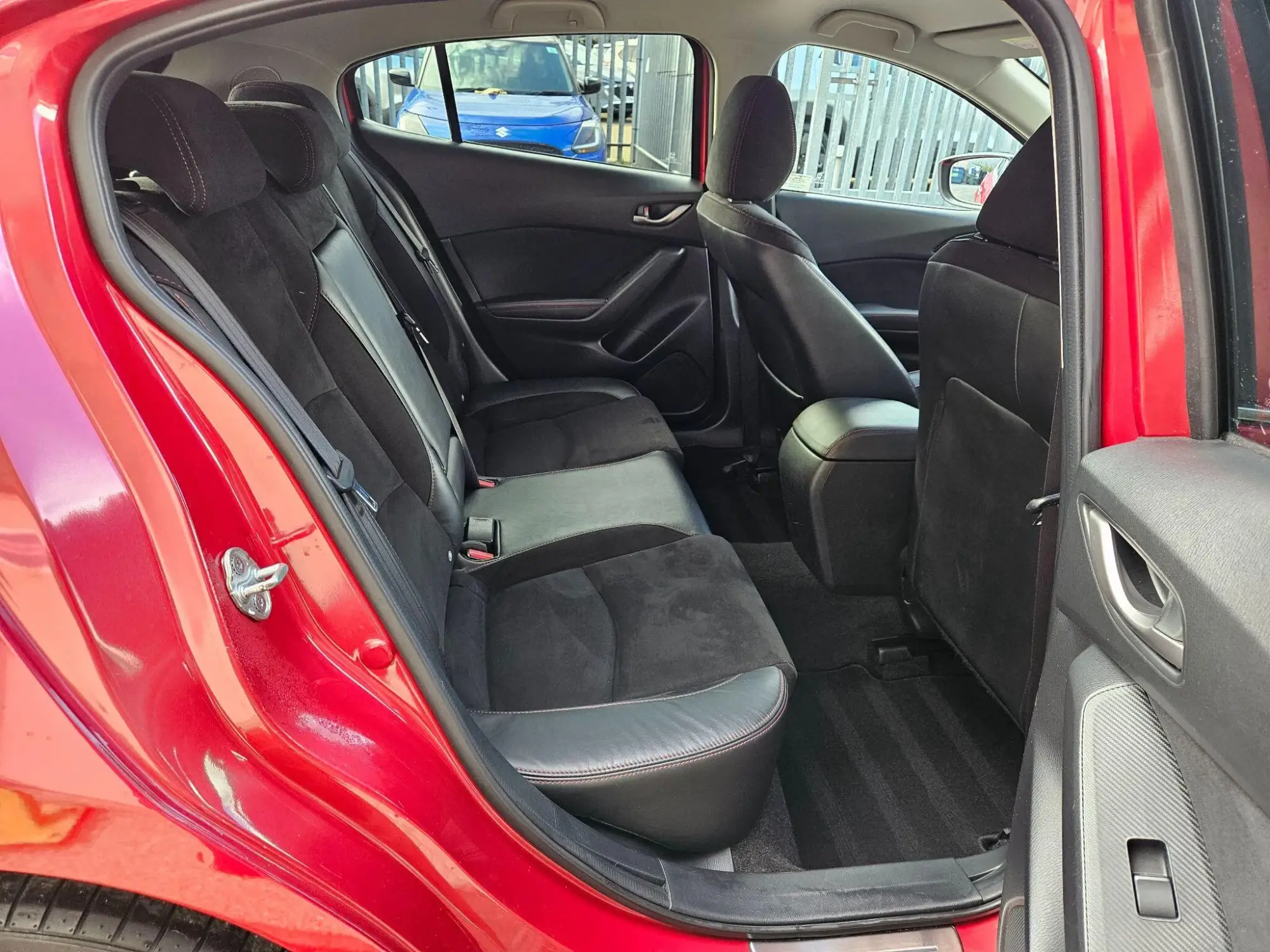 Mazda3 Image 16 Mazda3 Image 16