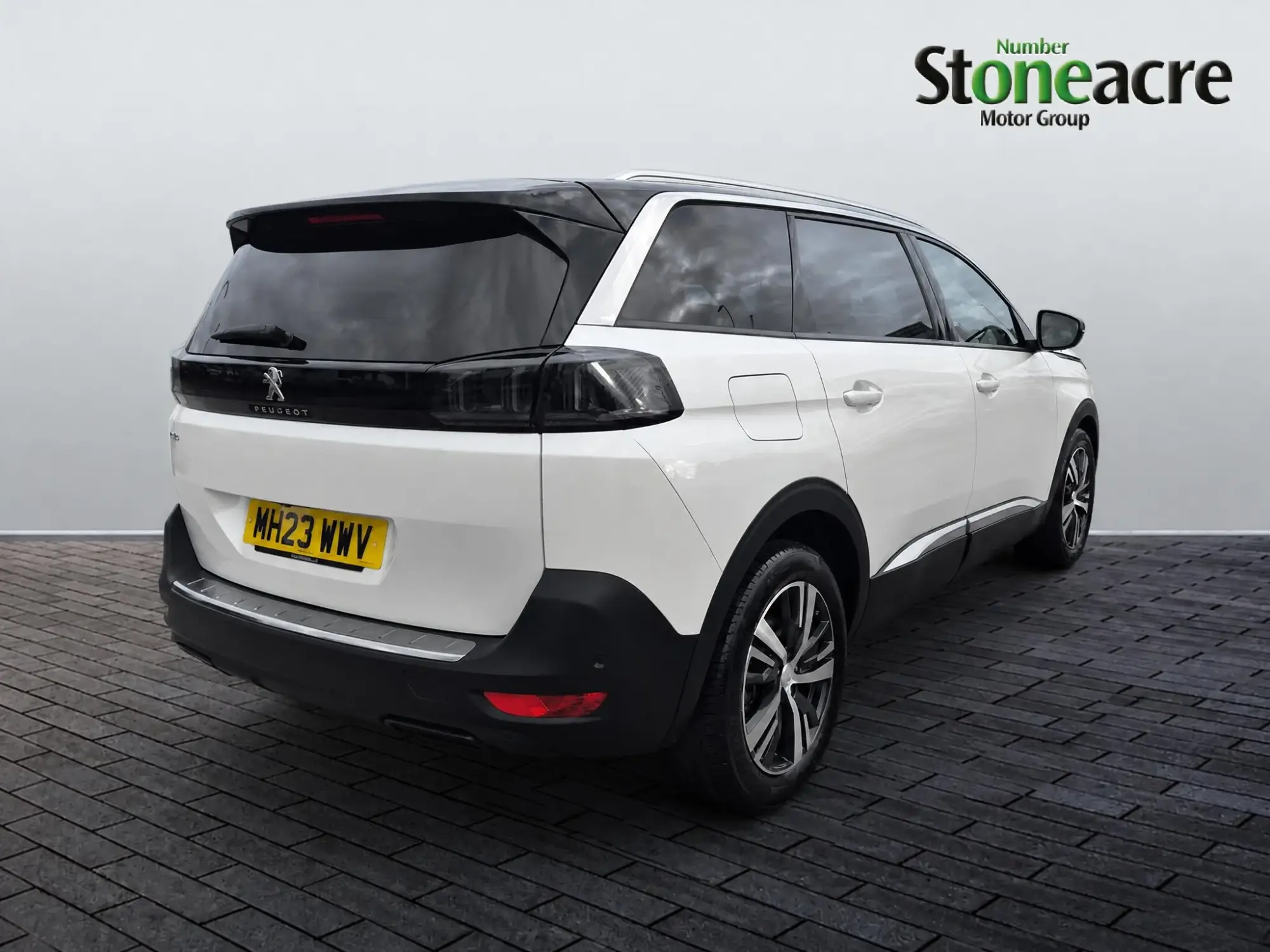 Peugeot 5008 1.5 BlueHDi Allure Premium + EAT Euro 6 (s/s) 5dr MH23WWV Image 3