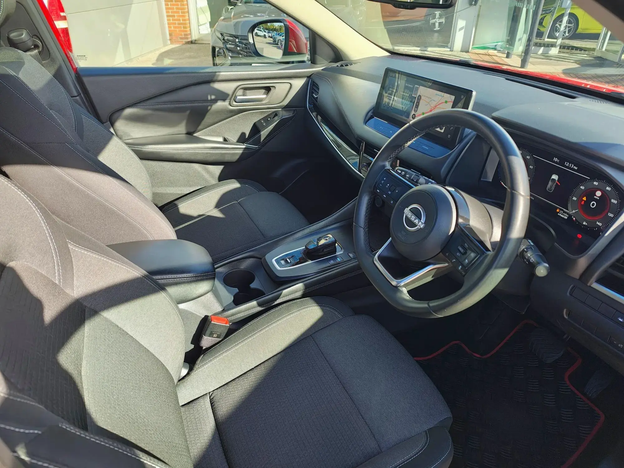 Nissan Qashqai with e-POWER Image 12 Nissan Qashqai with e-POWER Image 12