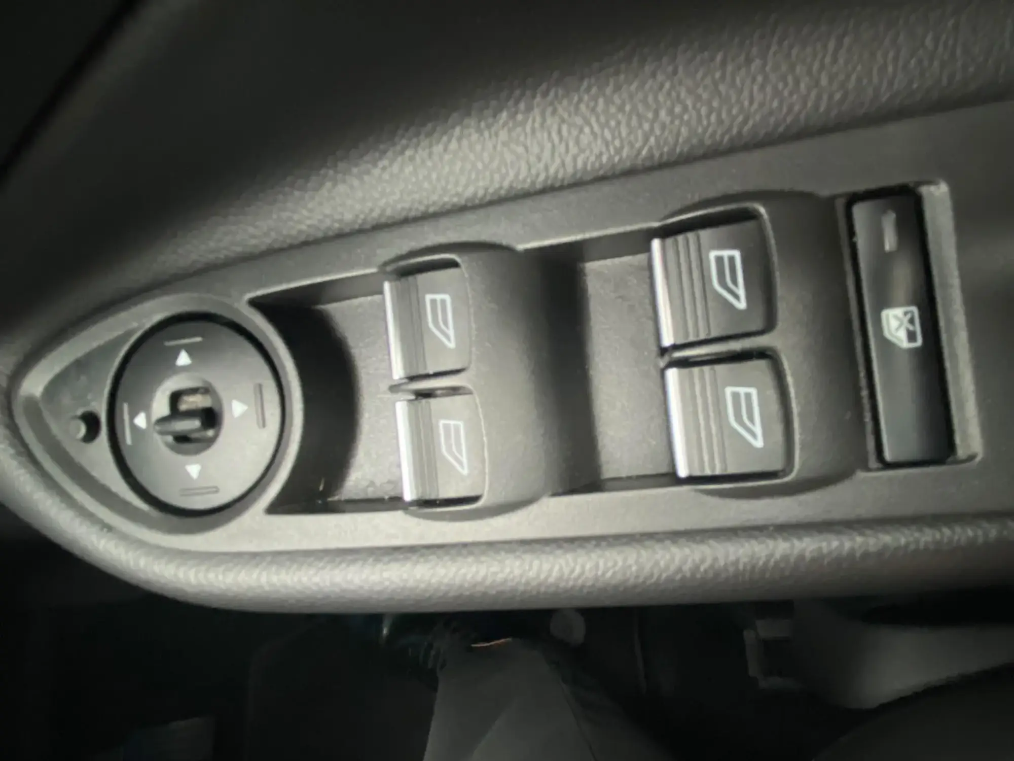 Ford Kuga Image 24 Ford Kuga Image 24