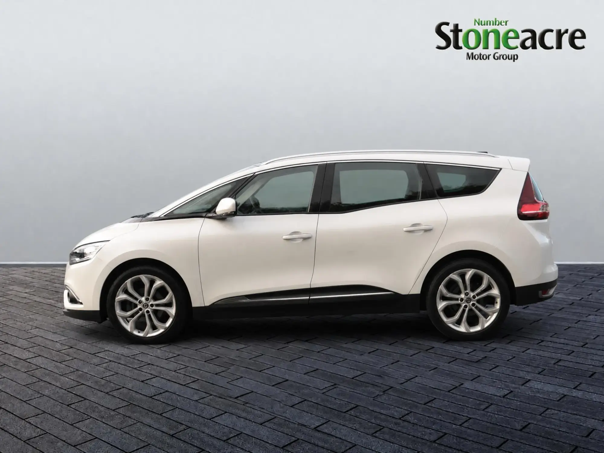 Renault Grand Scenic Image 6