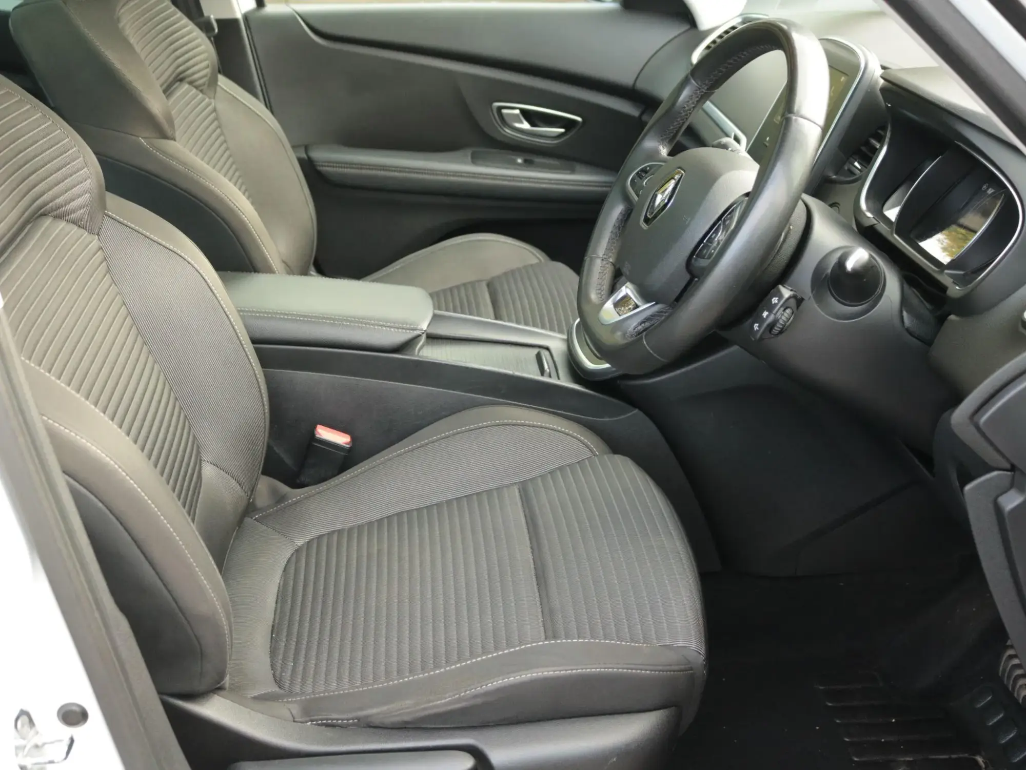 Renault Grand Scenic Image 13