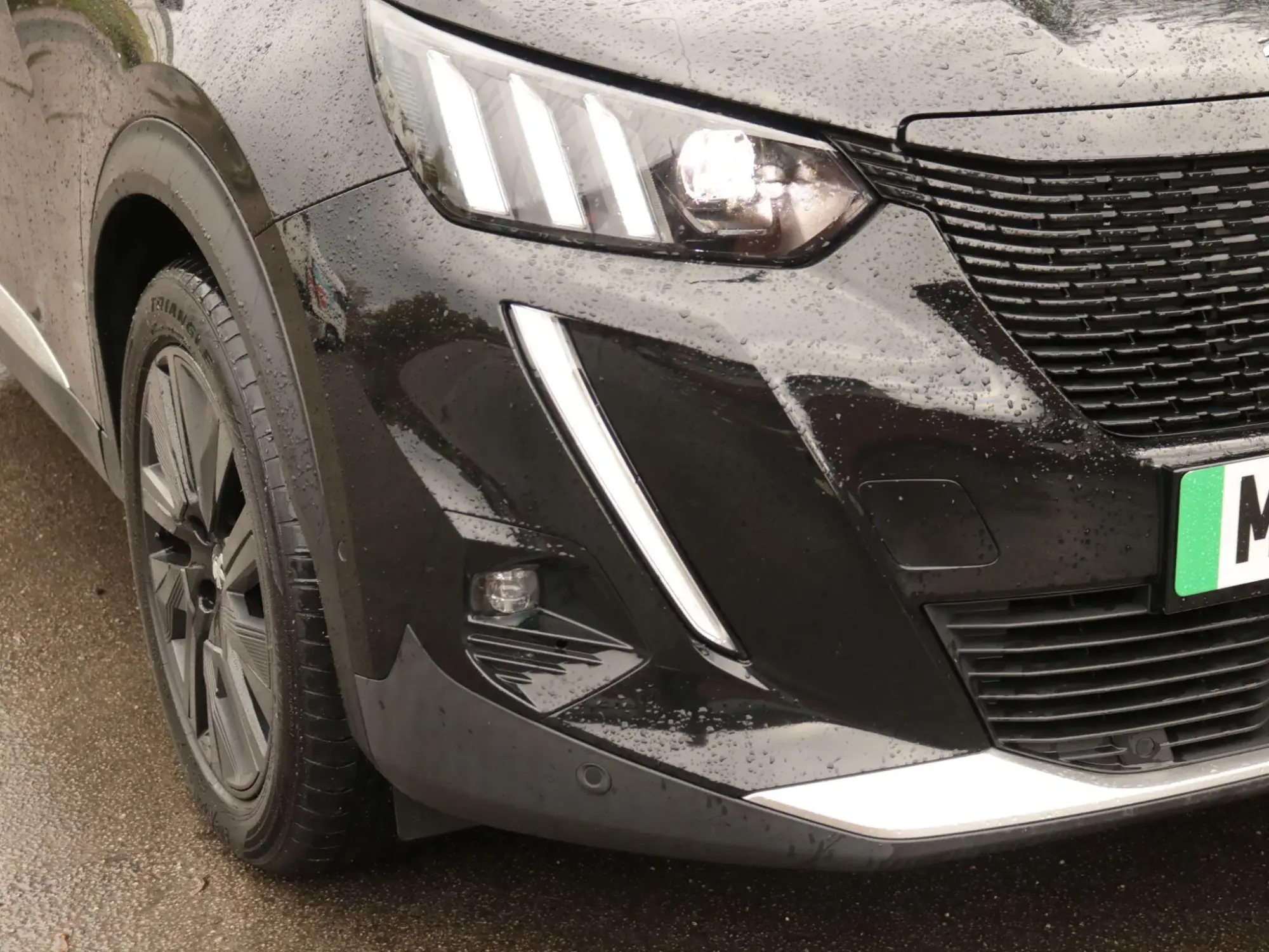 Peugeot E-2008 Image 9