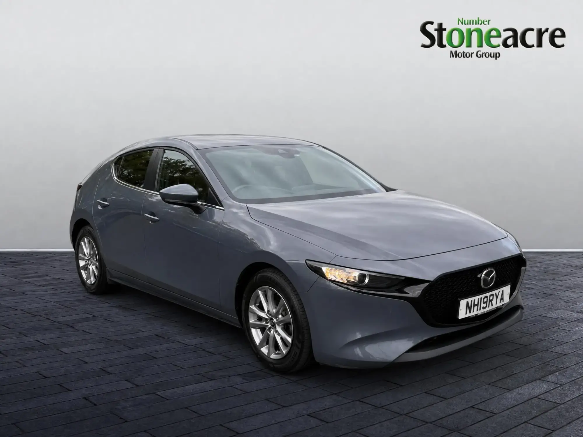 Mazda 3 2.0 SKYACTIV-G MHEV SE-L Hatchback 5dr Petrol Manual Euro 6 (s/s) (122 ps) NH19RYA Image 1 Mazda 3 2.0 SKYACTIV-G MHEV SE-L Hatchback 5dr Petrol Manual Euro 6 (s/s) (122 ps) NH19RYA Image 1