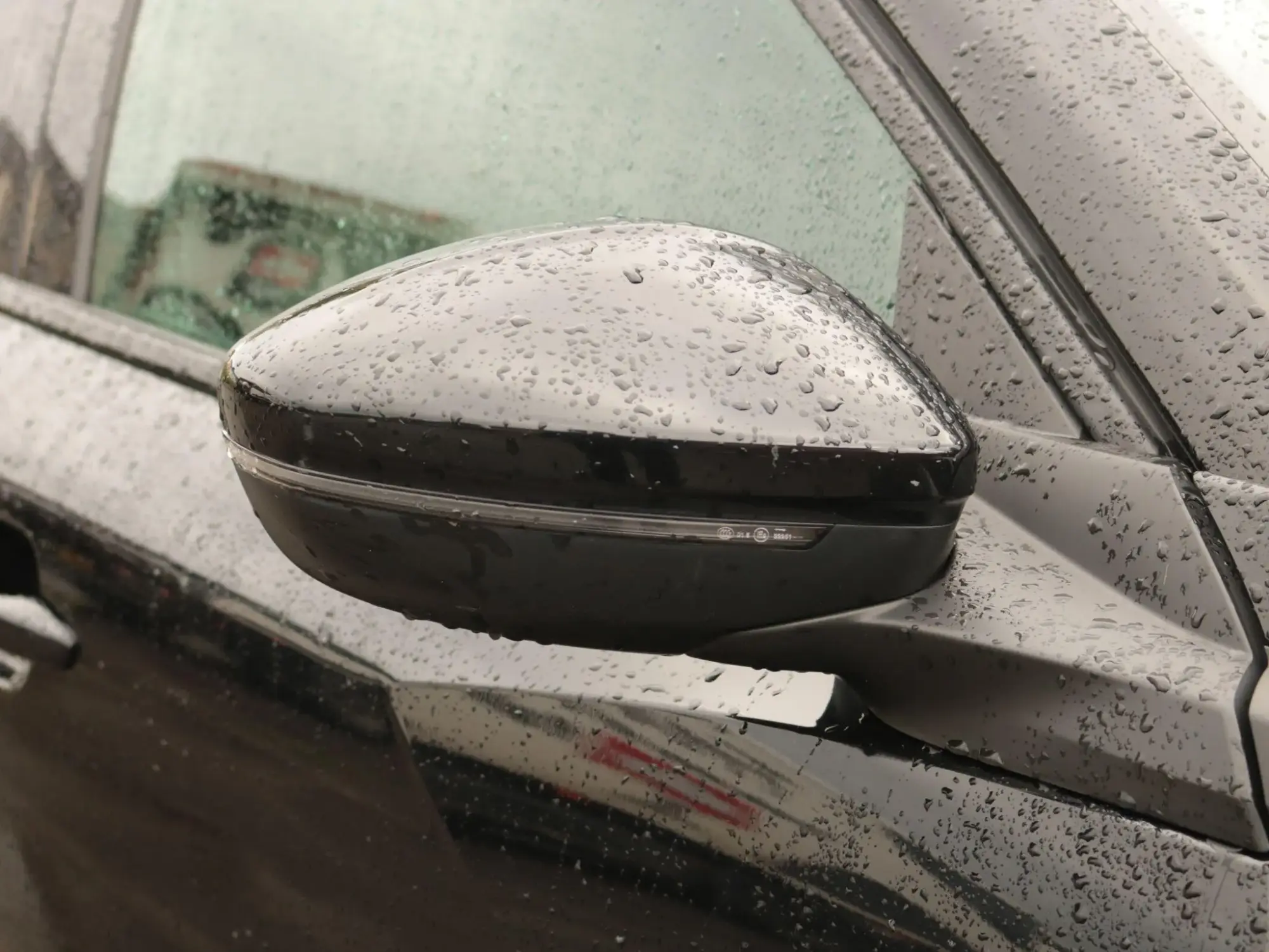 Peugeot E-2008 Image 10