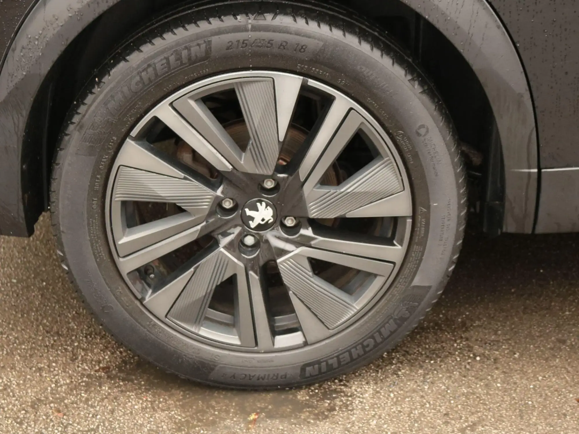 Peugeot E-2008 Image 11