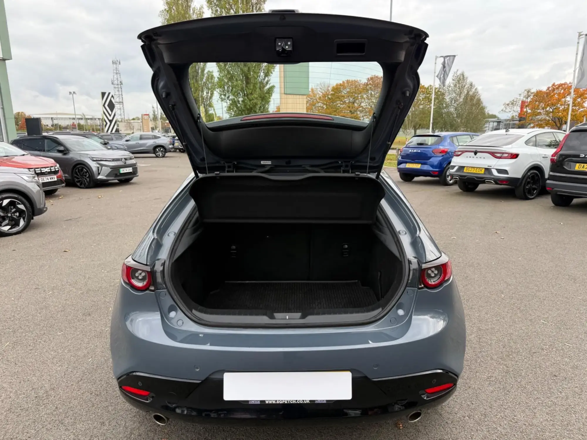 Mazda3 Image 16 Mazda3 Image 16
