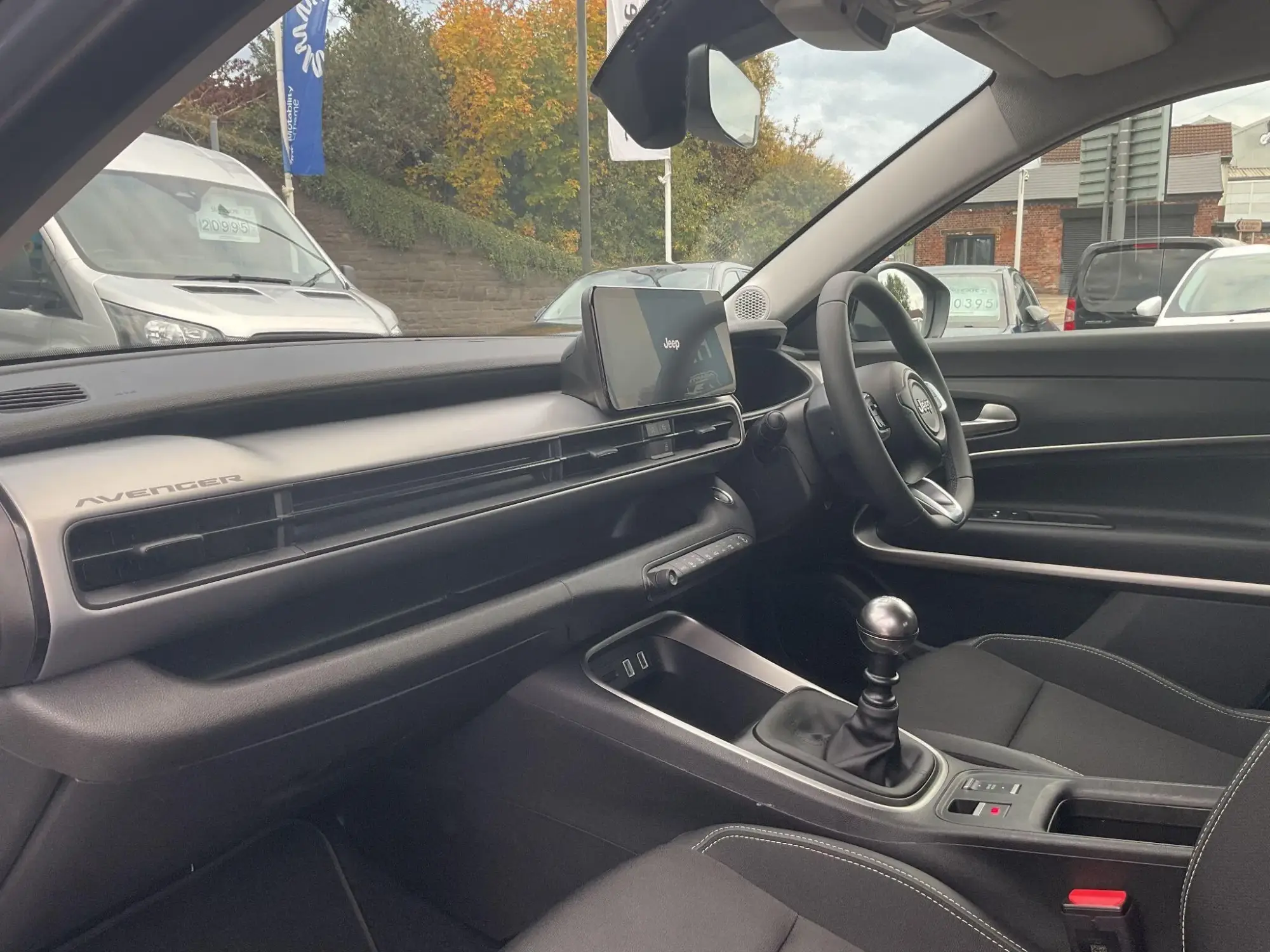 Jeep Avenger Image 15