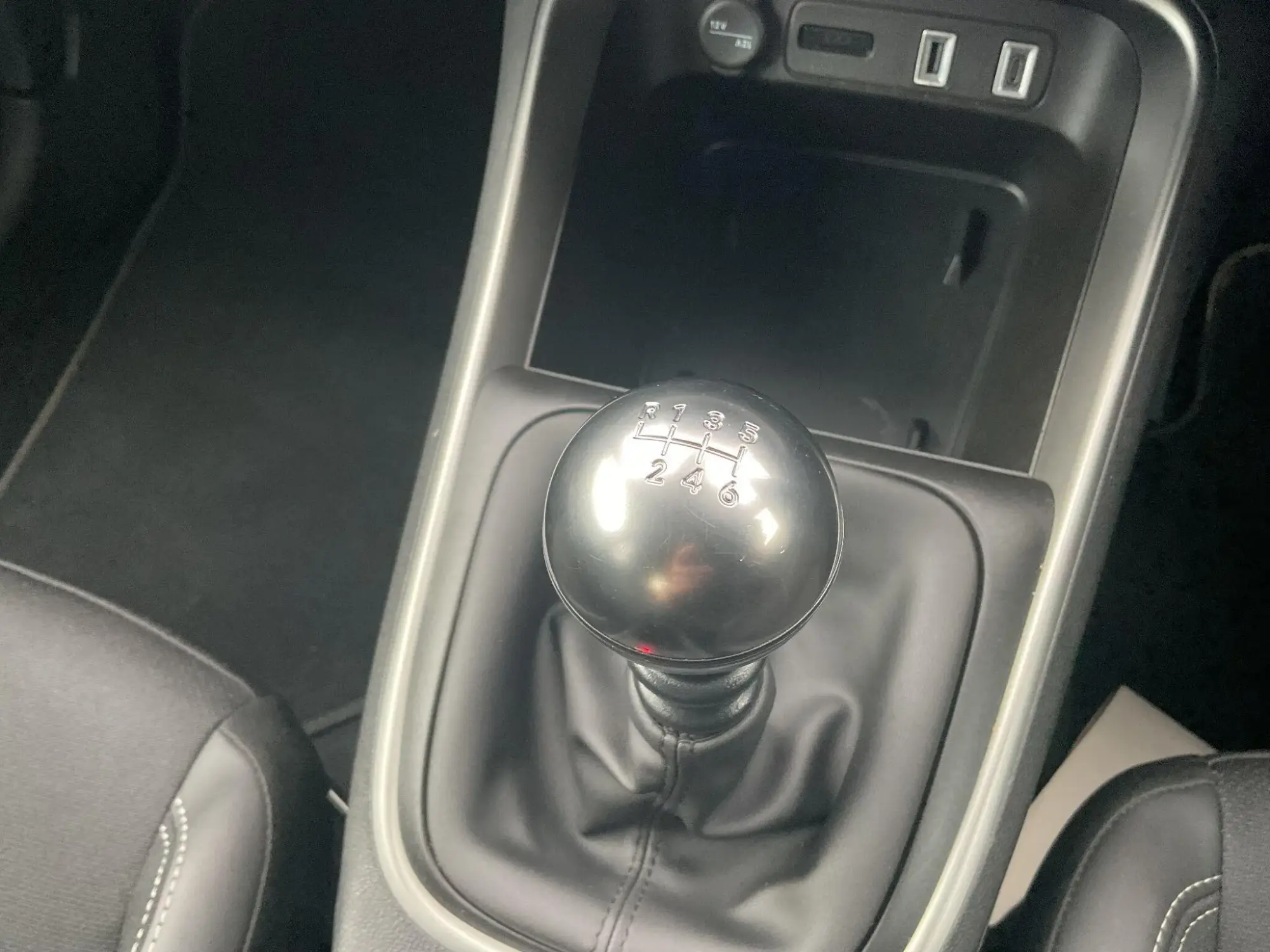 Jeep Avenger Image 30