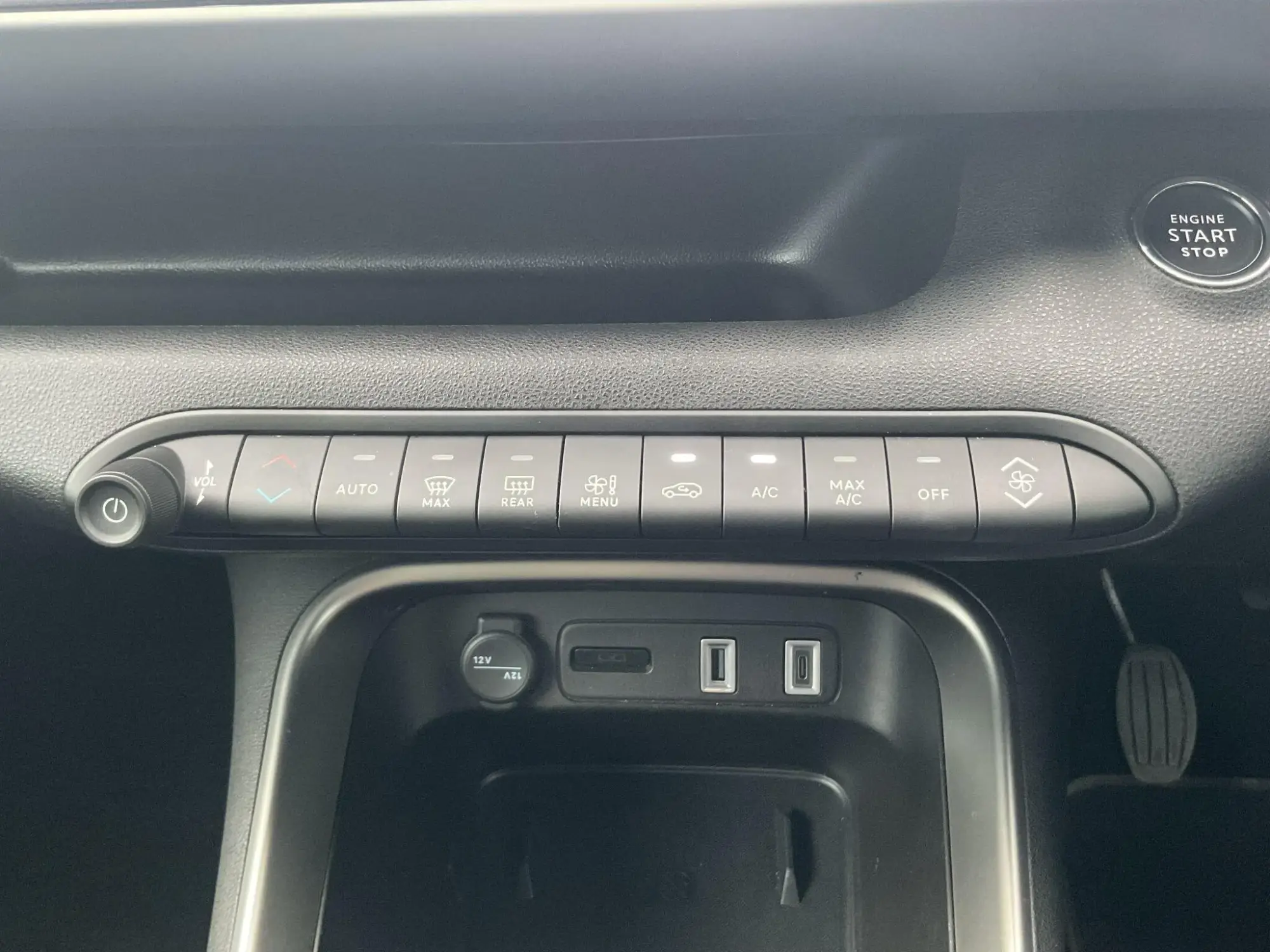 Jeep Avenger Image 32