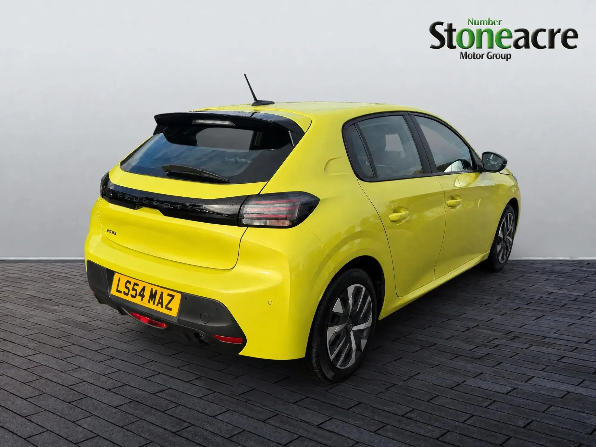 Peugeot 208 Image 3
